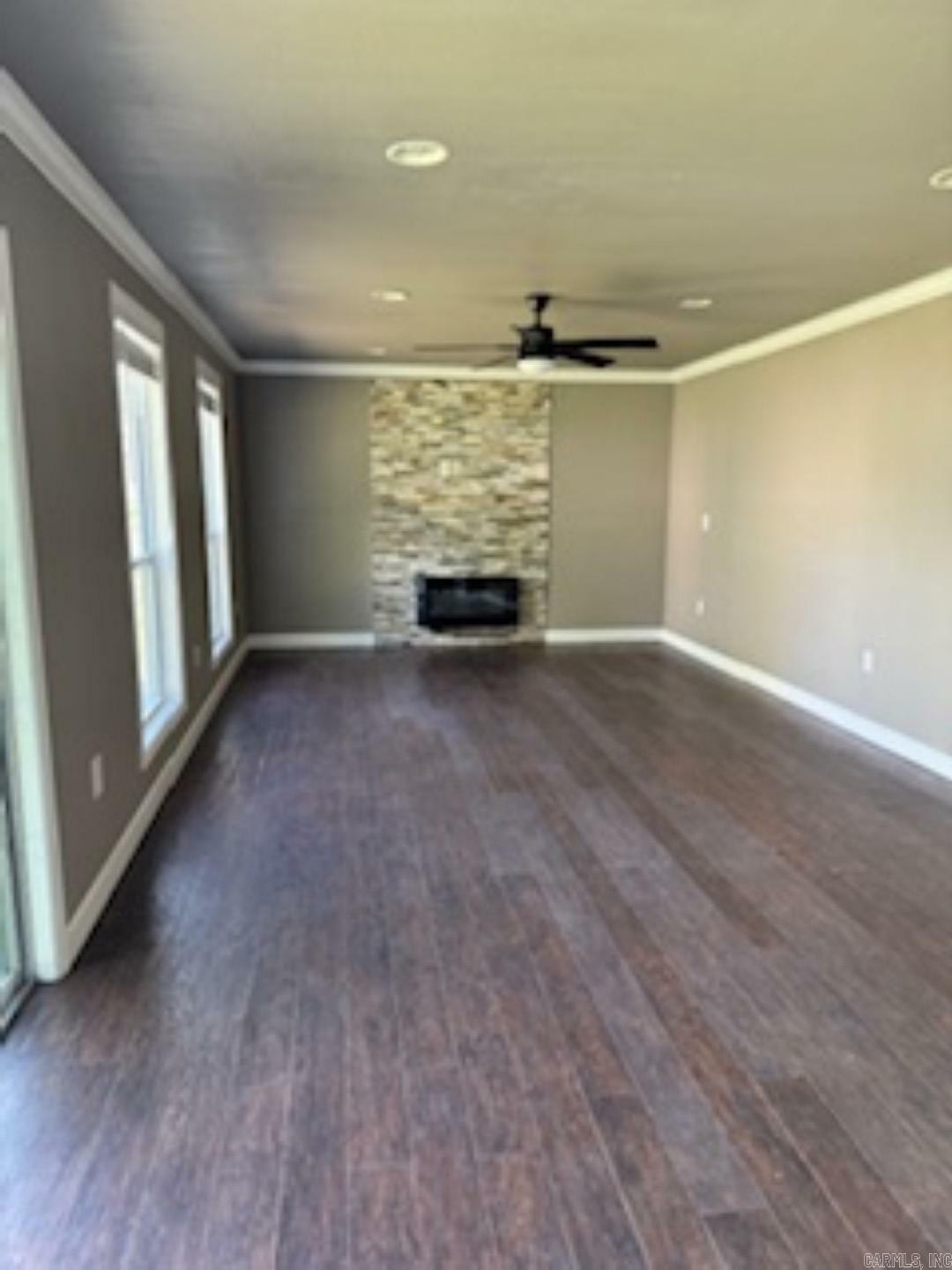 Property Photo: 239 W Ingram St AR 71701