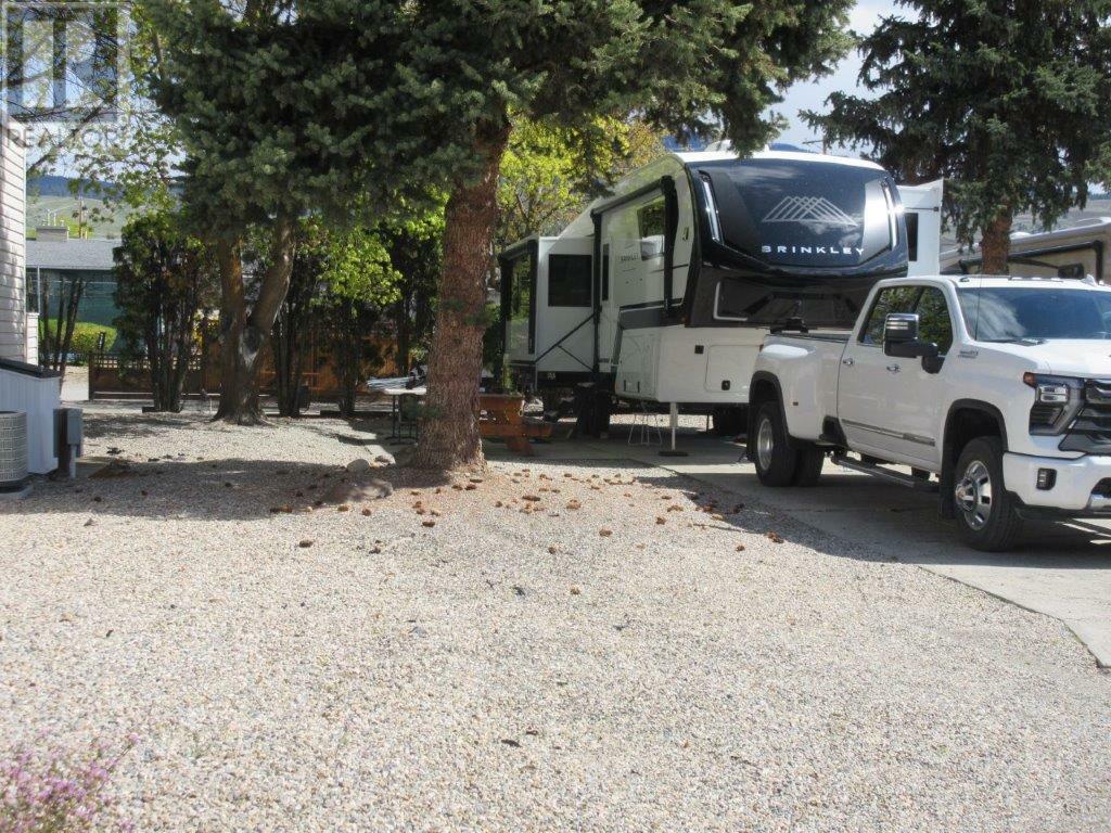 Property Photo: 415 Commonwealth Road 741 BC V4V 1P4