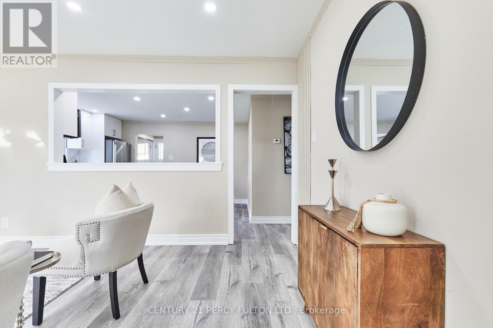 Property Photo: 25 Windsor Avenue ON L1S 2B1