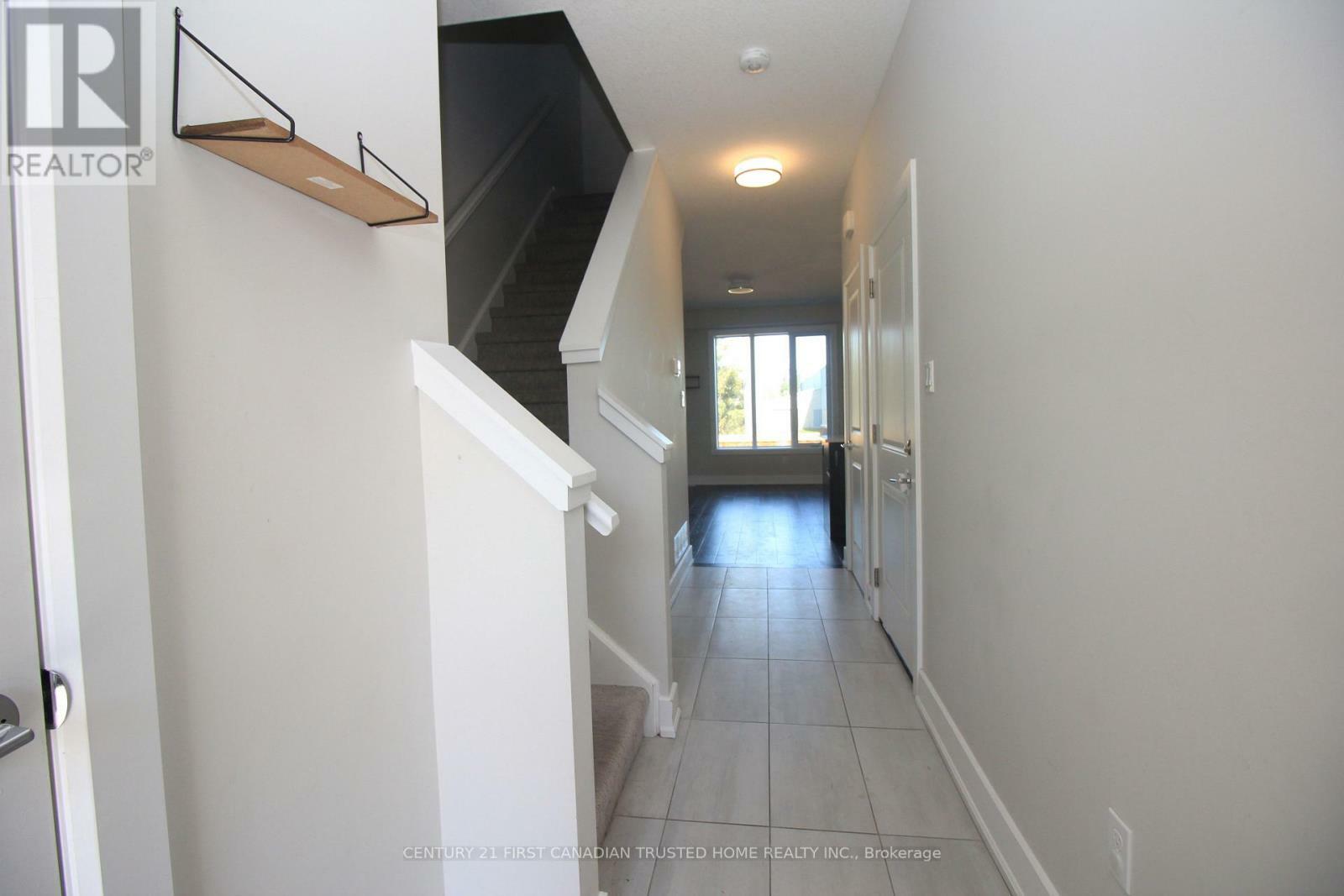 Property Photo: 601 Lions Park Drive 71 ON N0L 1W0