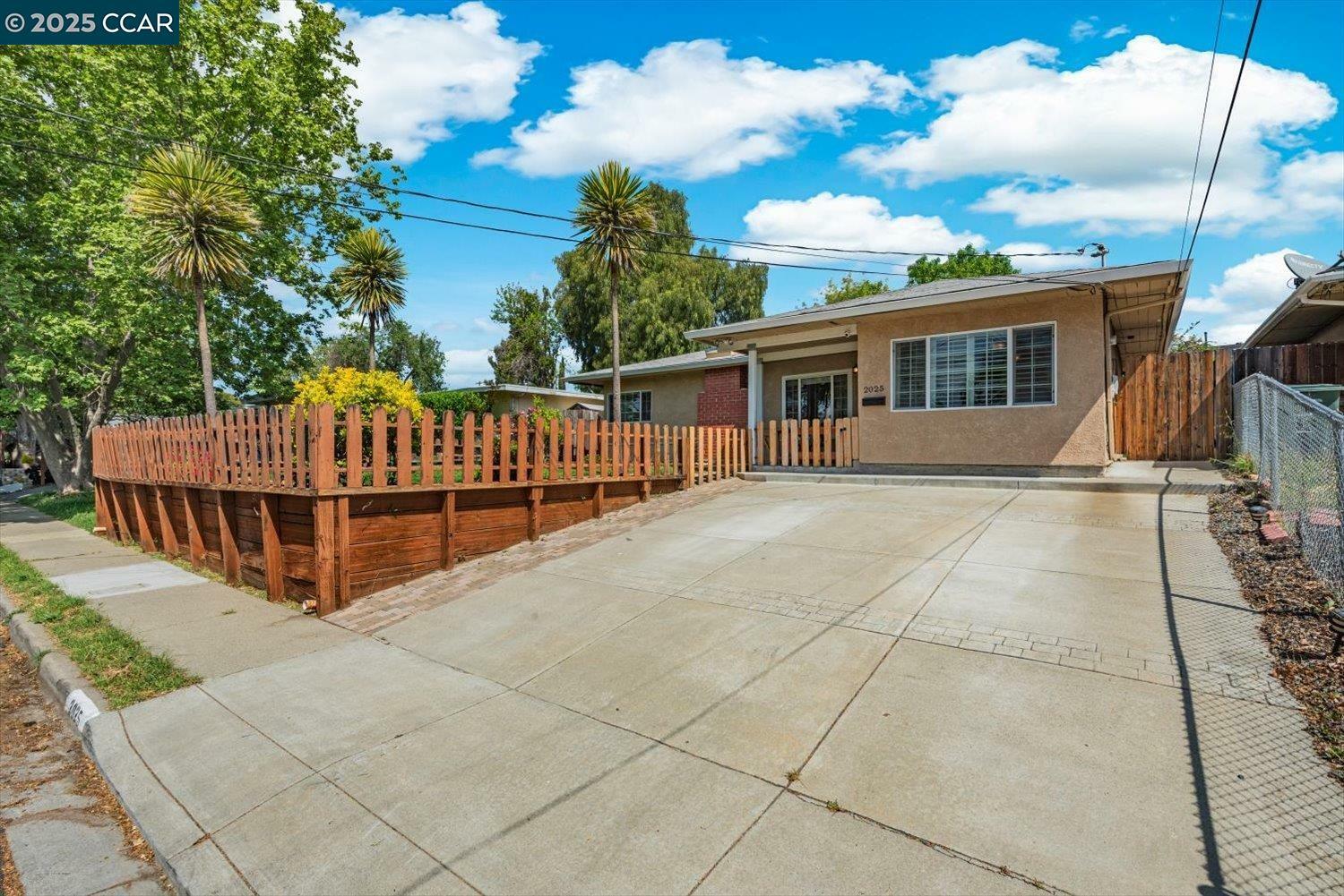 Property Photo: 2025 Overhill Rd CA 94520