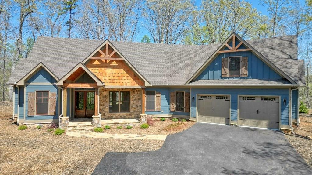 Property Photo: 249 Harris Creek Drive GA 30540