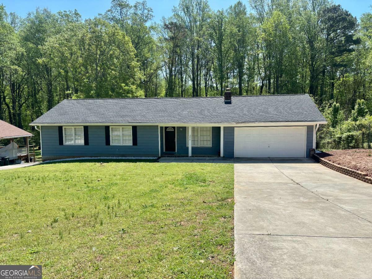 Property Photo:  2050 Abington Lane  GA 30078 