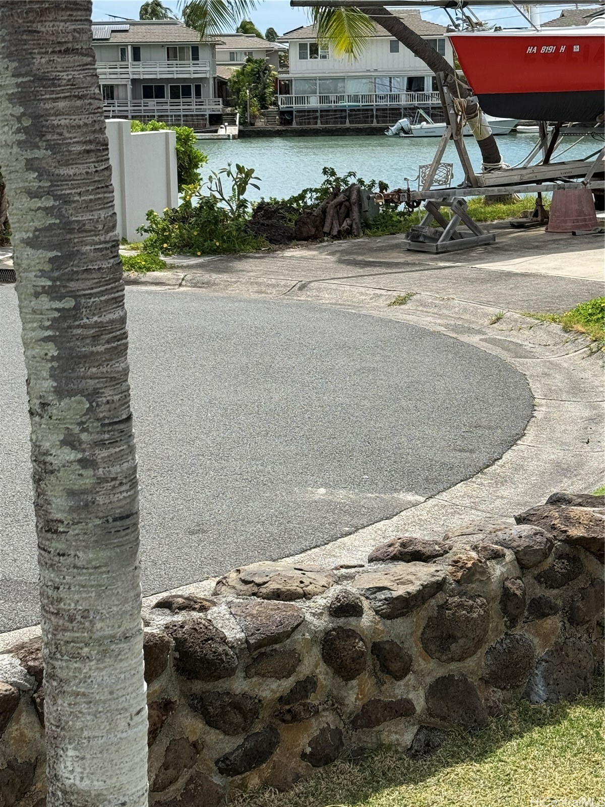 Property Photo: 6307 Kaiwiki Place HI 96825