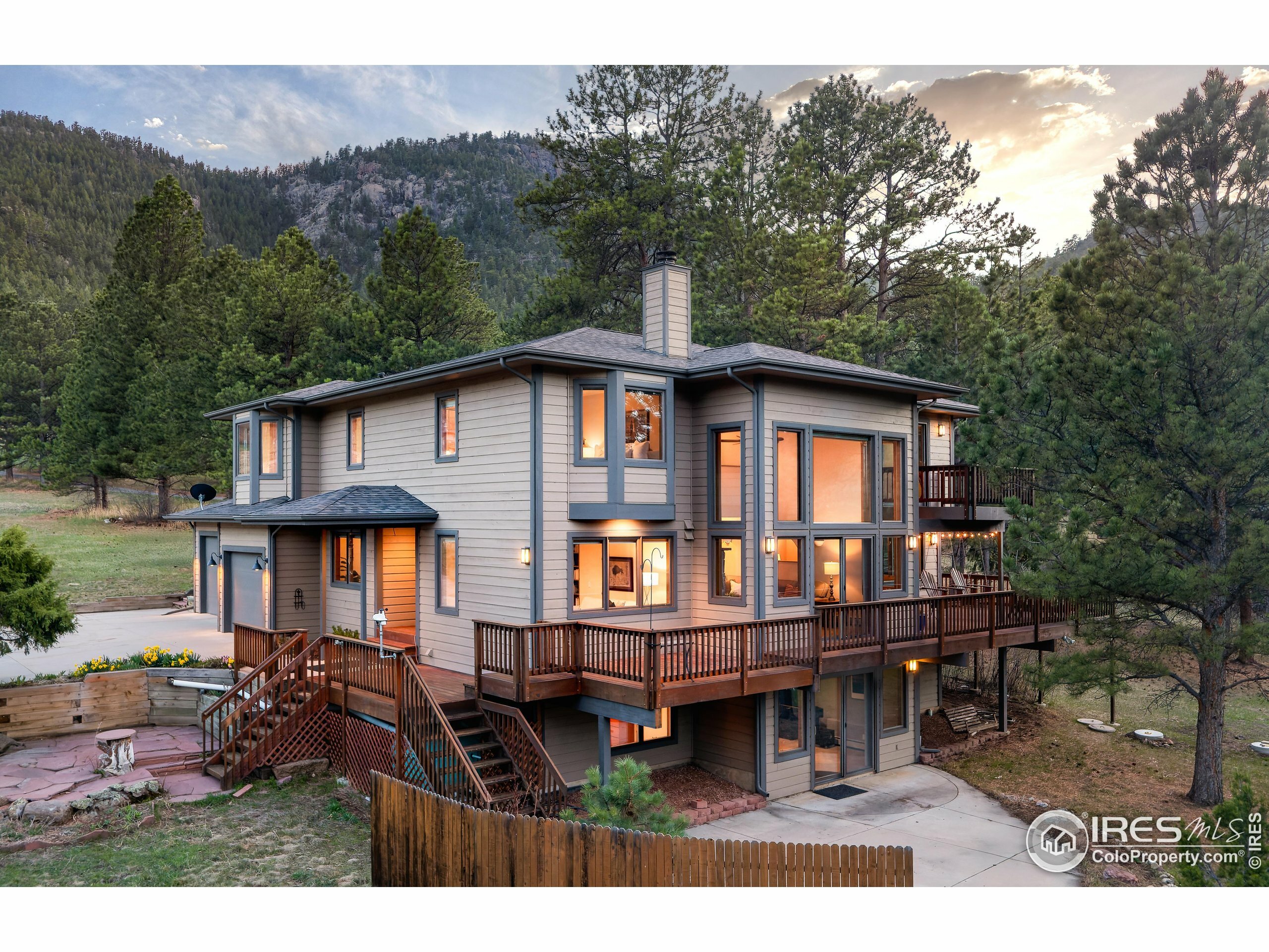 Property Photo: 234 Deer Ln CO 80540