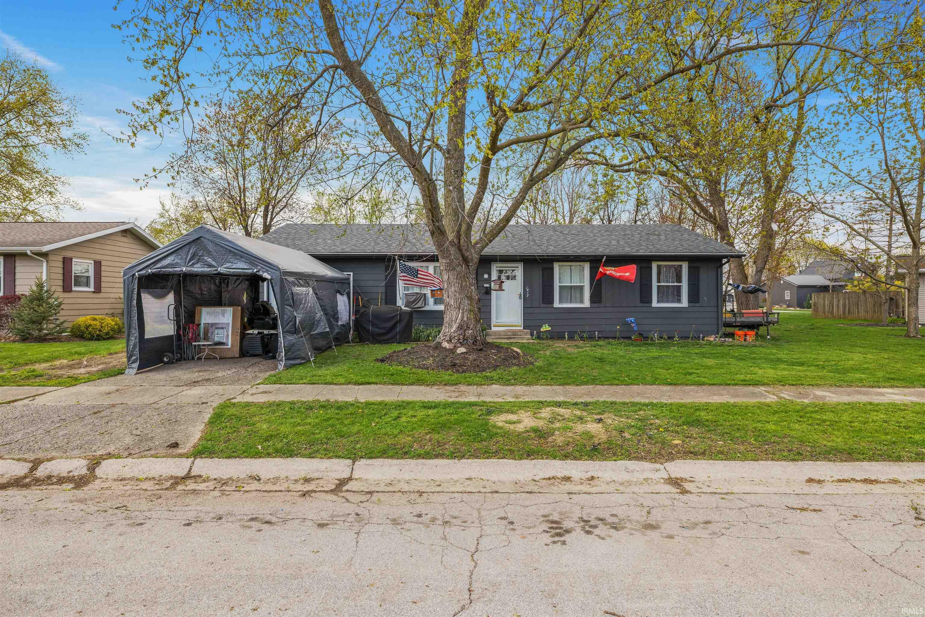 Property Photo: 1417 Hi Lo Drive IN 46714-1627