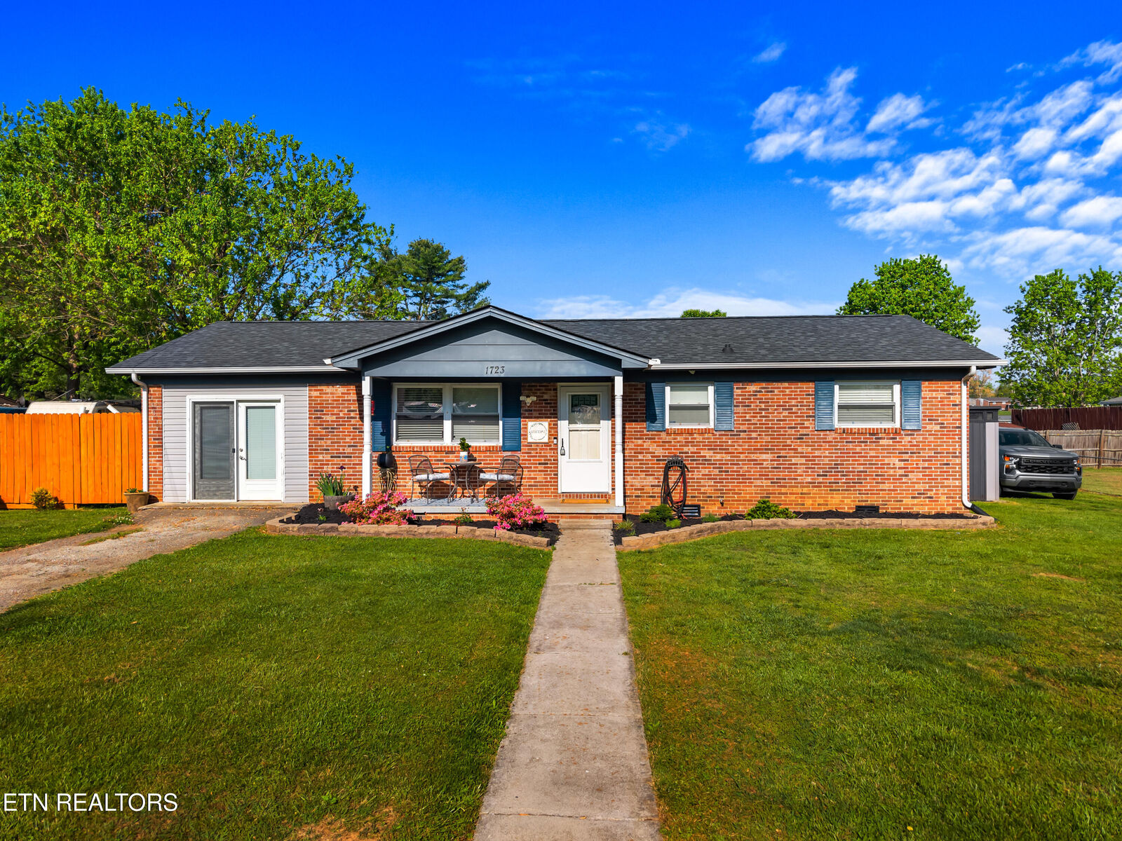 Property Photo:  1723 Guy St  TN 37890 