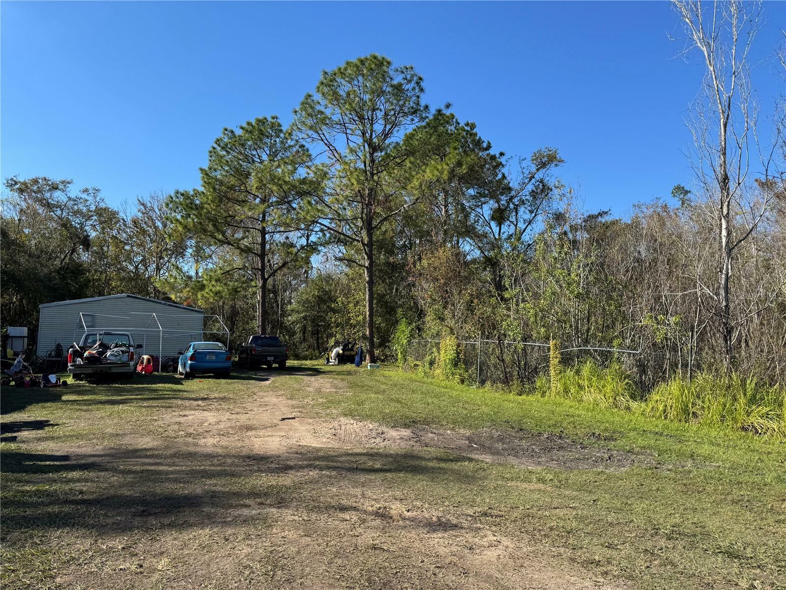 Property Photo: 2220 Ellie Road B FL 33823