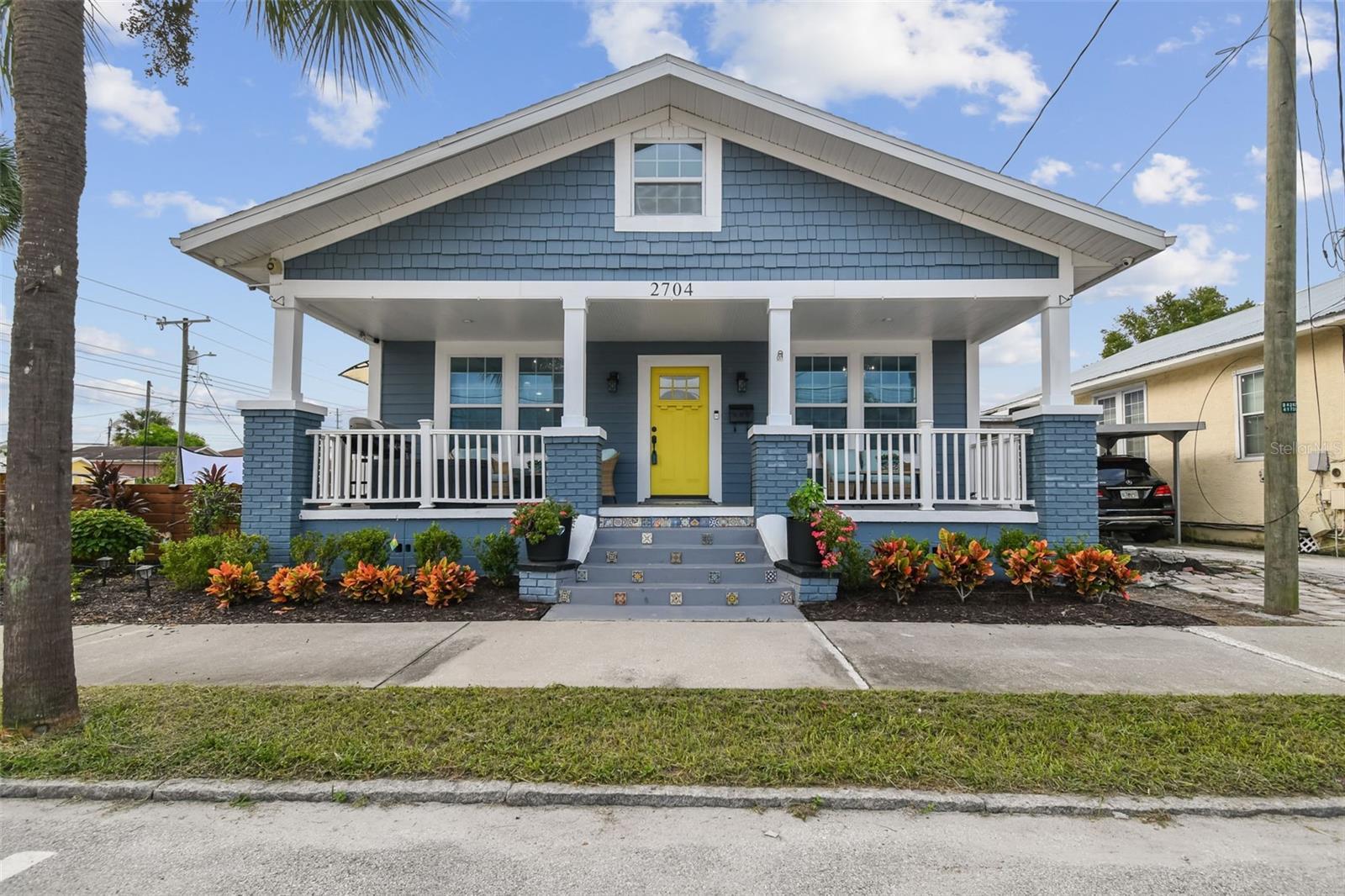 Property Photo:  2704 W Main Street  FL 33607 