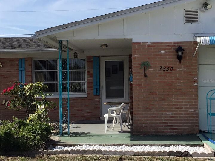 Property Photo:  3850 Sablewood Drive  FL 34691 