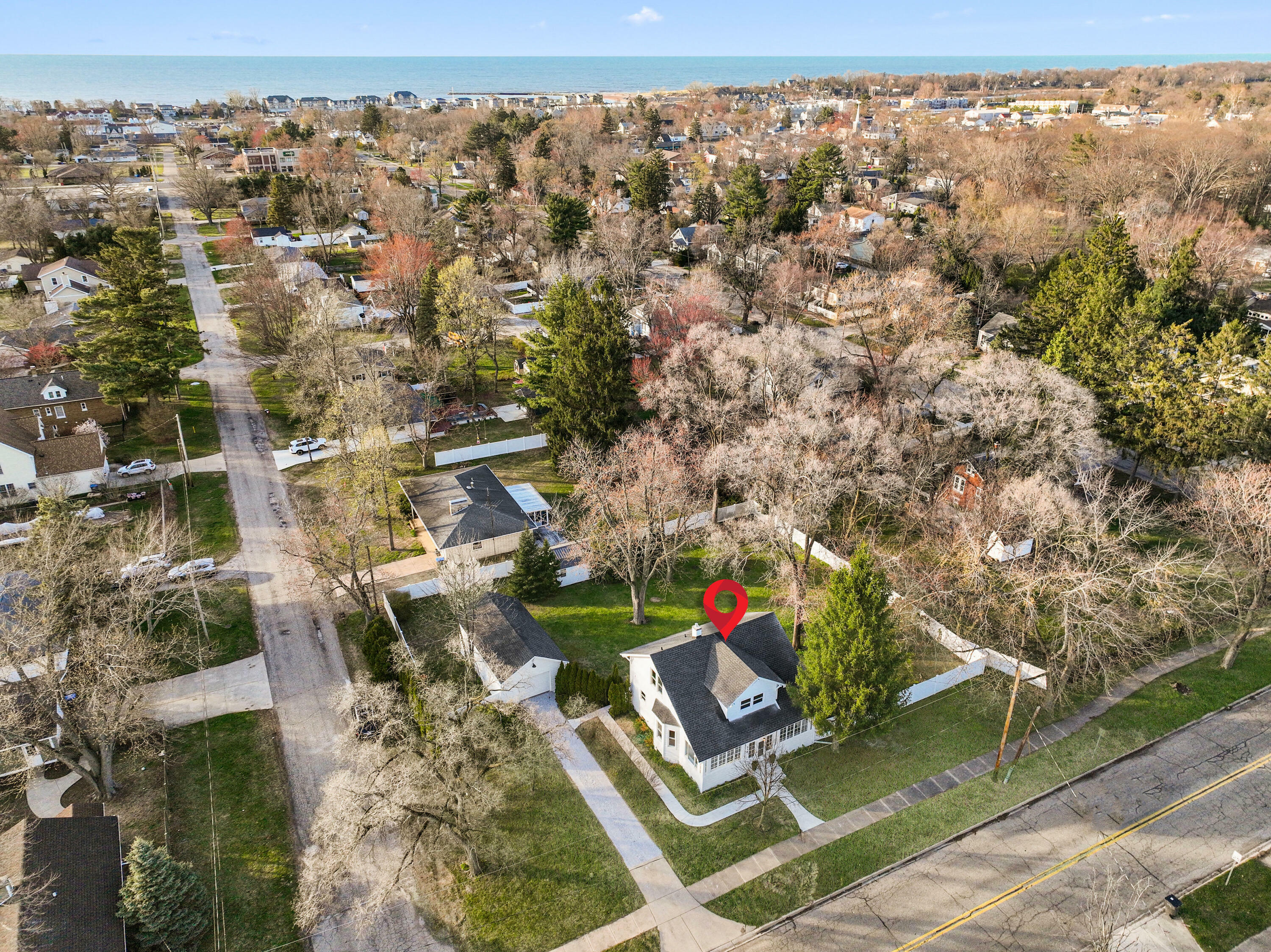 Property Photo: 516 W Detroit Street MI 49117