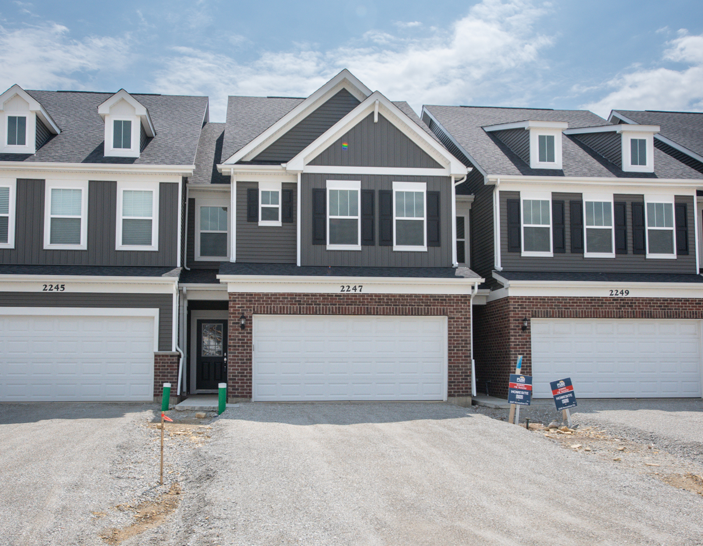 Property Photo: 2247 Horseshoe Circle IL 60564