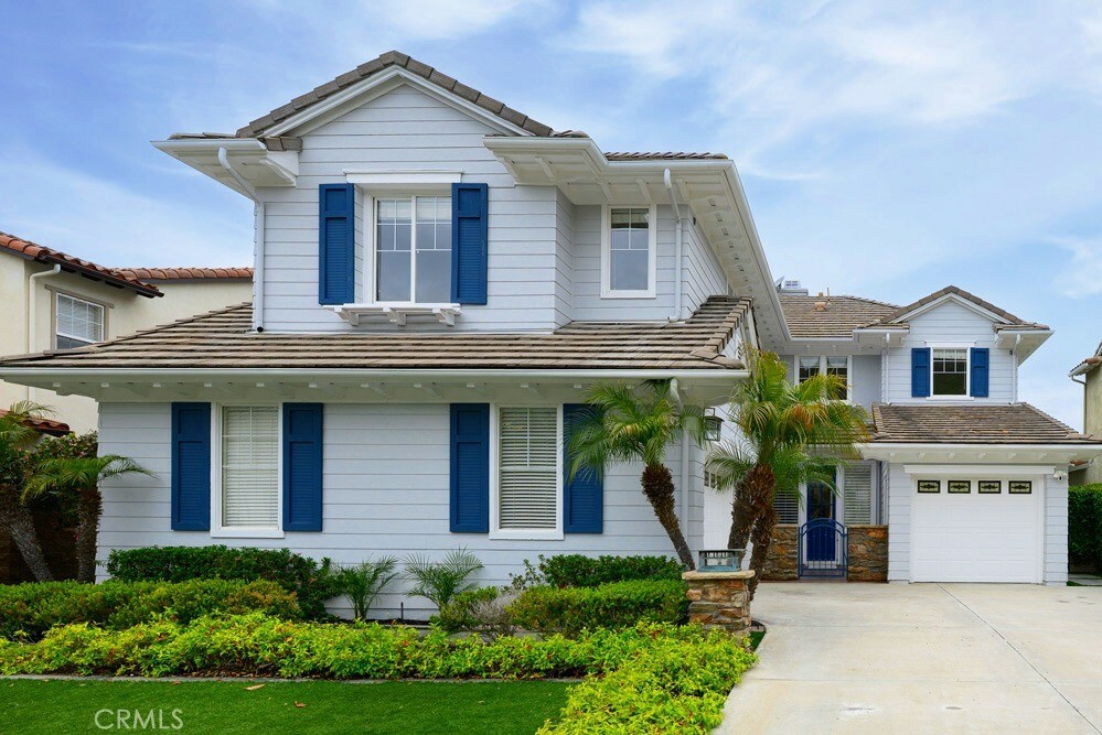 Property Photo:  4505 Cresta Babia  CA 92673 