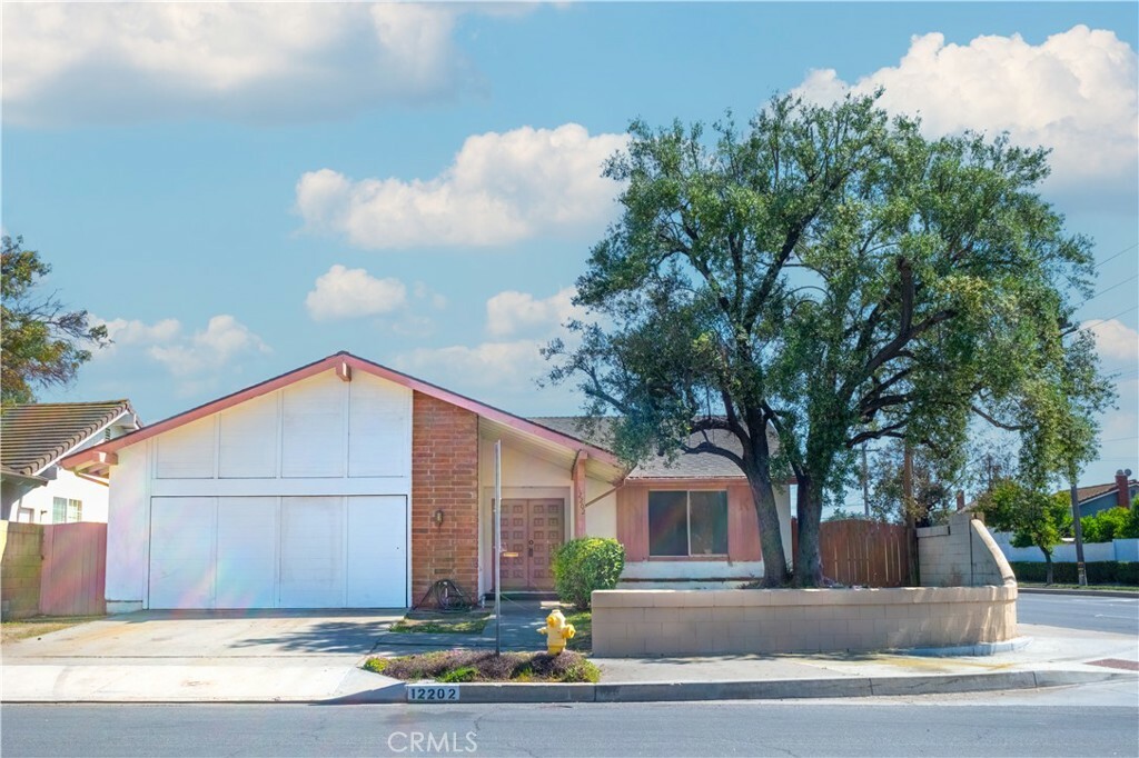 Property Photo: 12202 Silva Place CA 90703