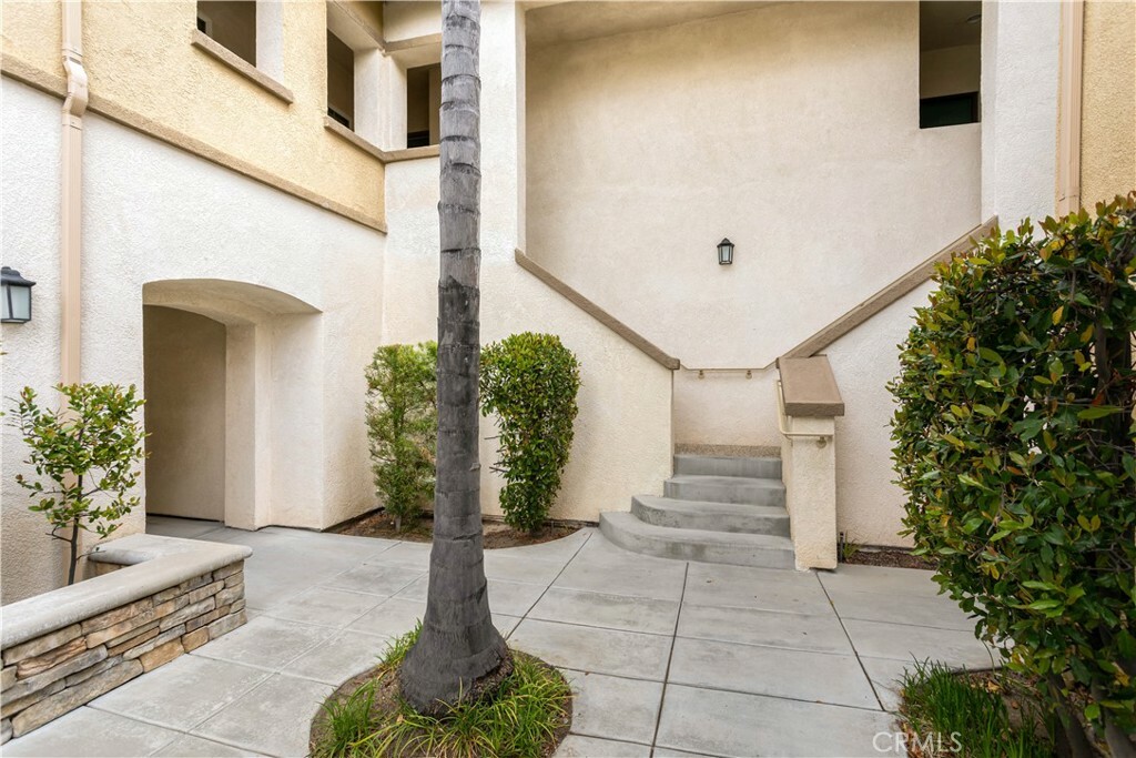 Property Photo: 26520 Arboretum Way 1904 CA 92563
