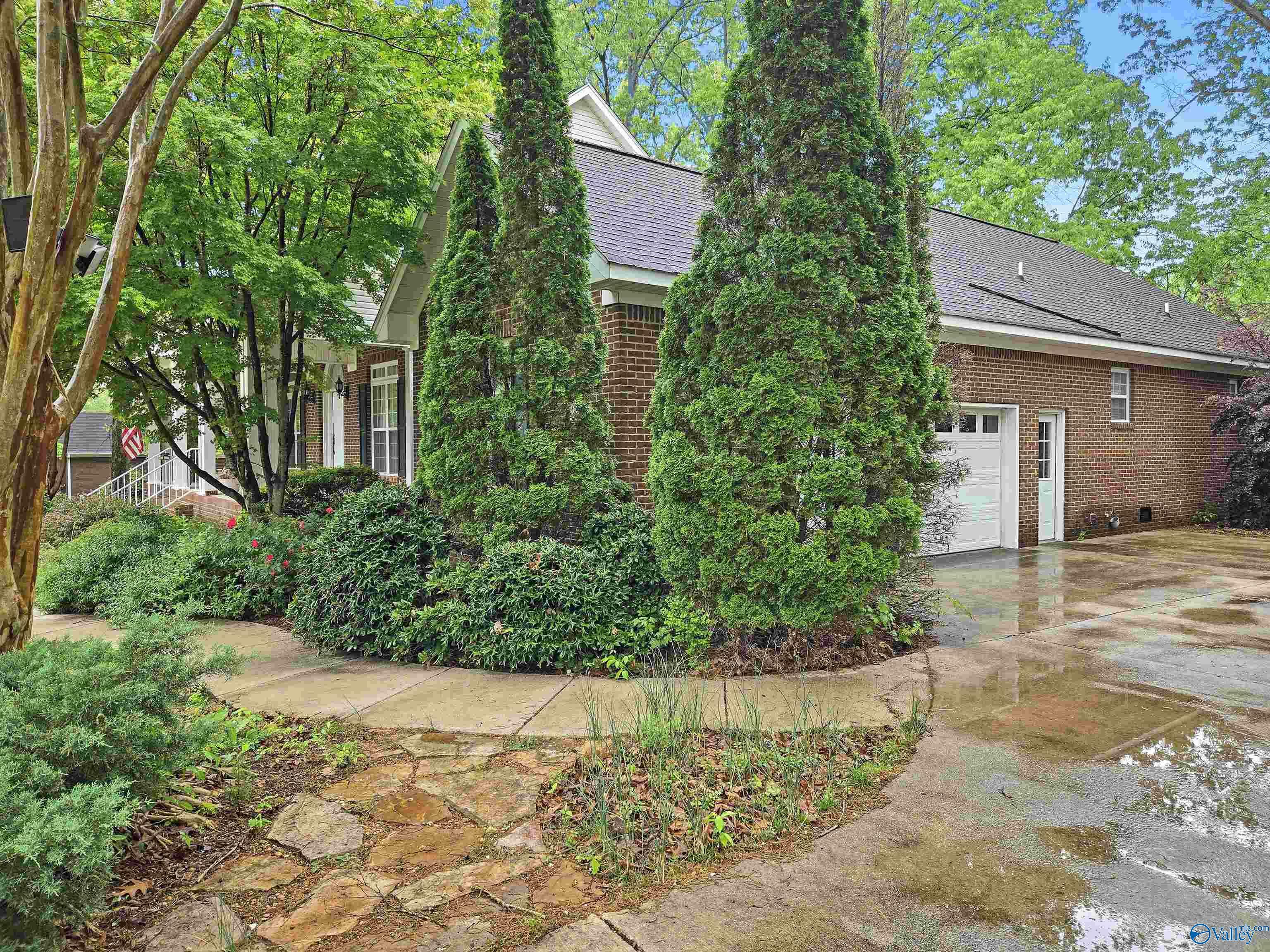 Property Photo: 125 Turtle Bend Drive AL 35773