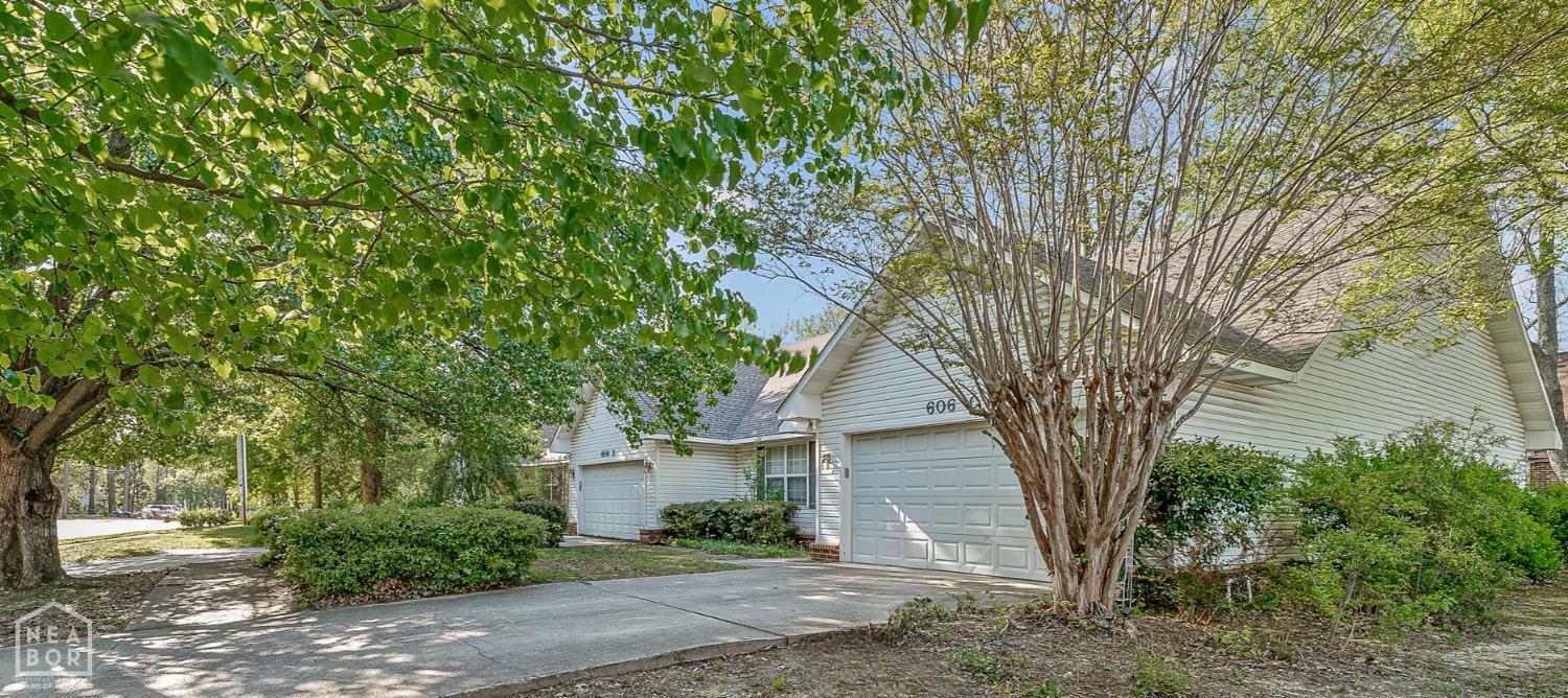 Property Photo: 606 Elm Avenue AR 72401