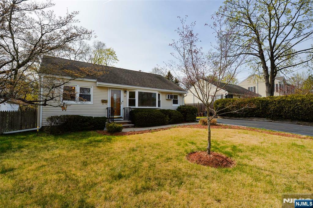 Property Photo: 37 Kennedy Drive NJ 07463
