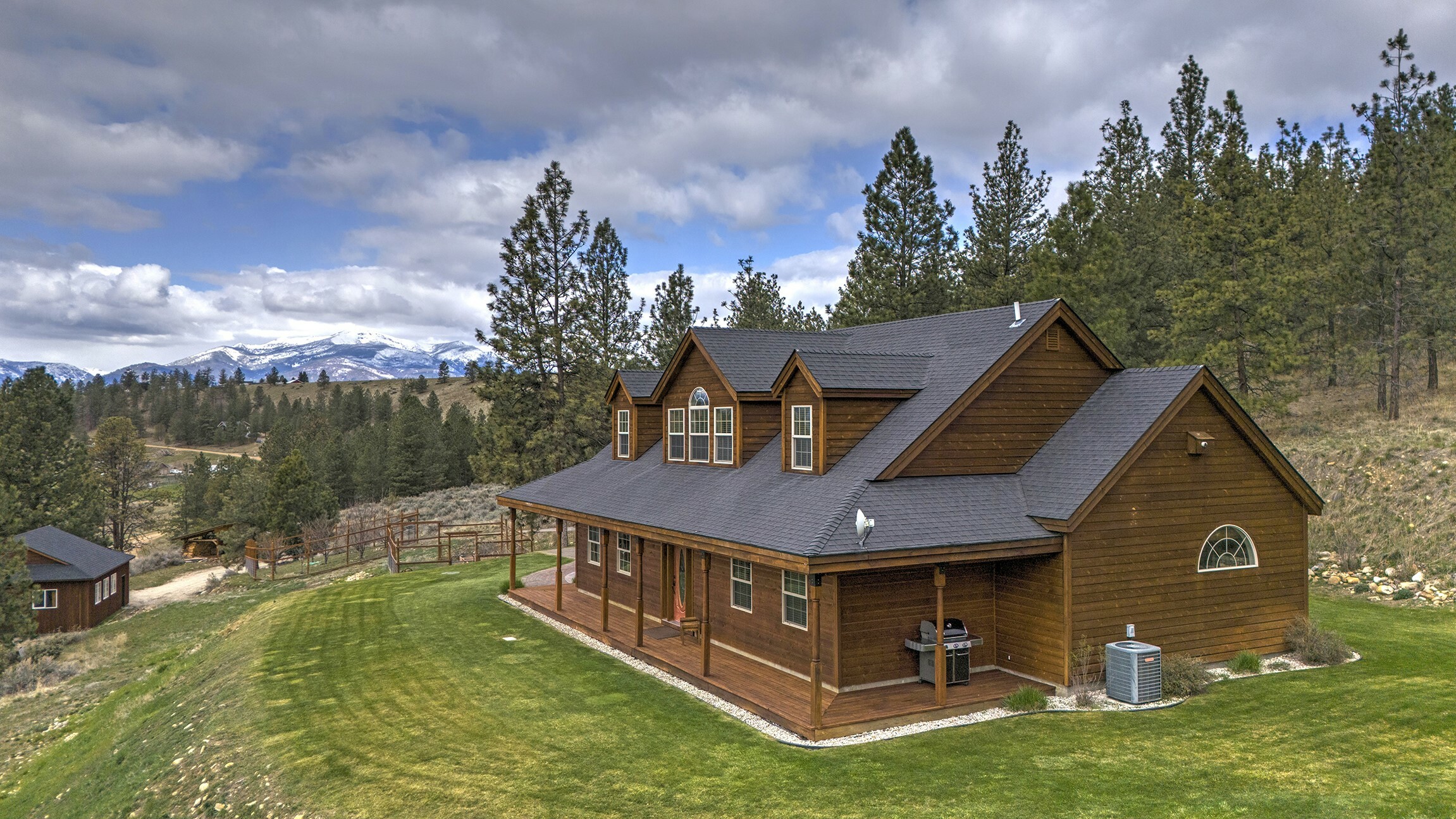 Property Photo: 2842 McIntyre Road MT 59870