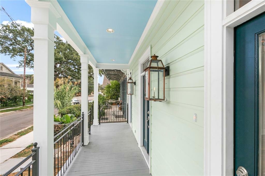 Property Photo: 7822 Dominican Street LA 70118