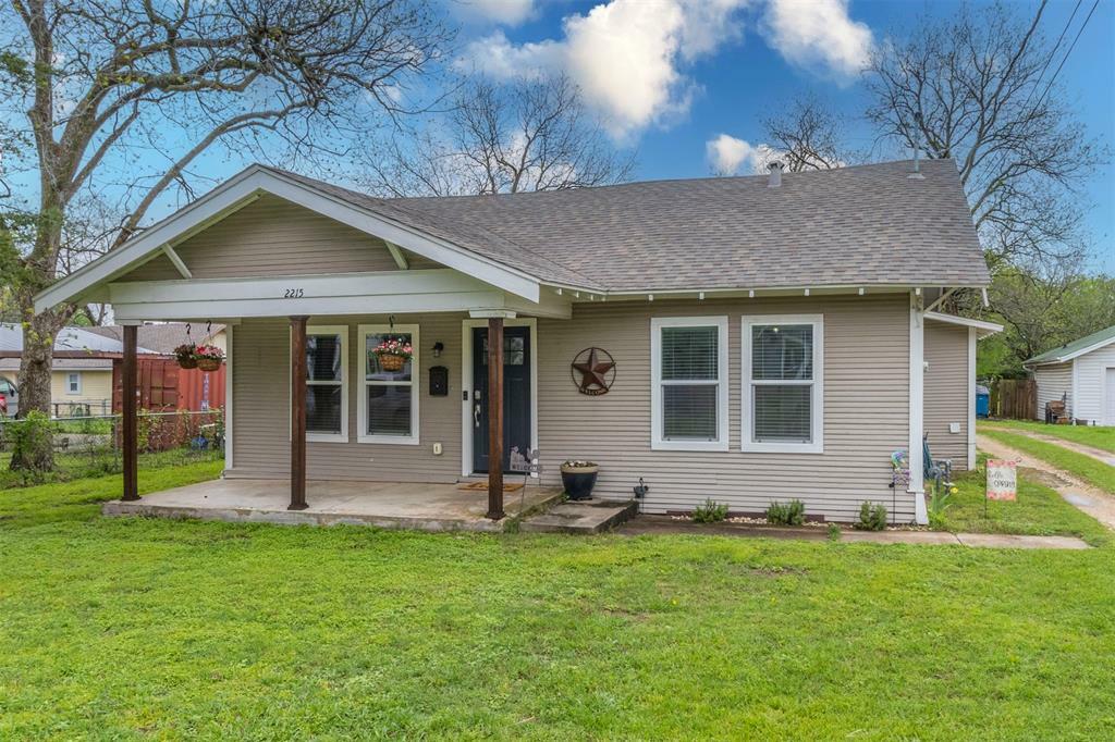 2215 Park Row Boulevard  Corsicana TX 75110 photo