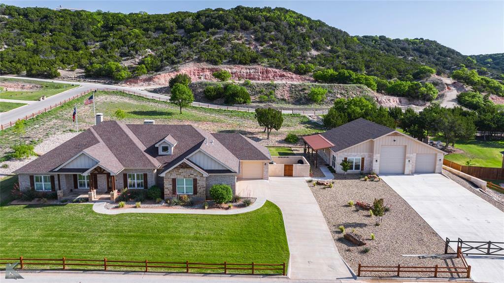 Property Photo: 112 Thomas Court TX 79562