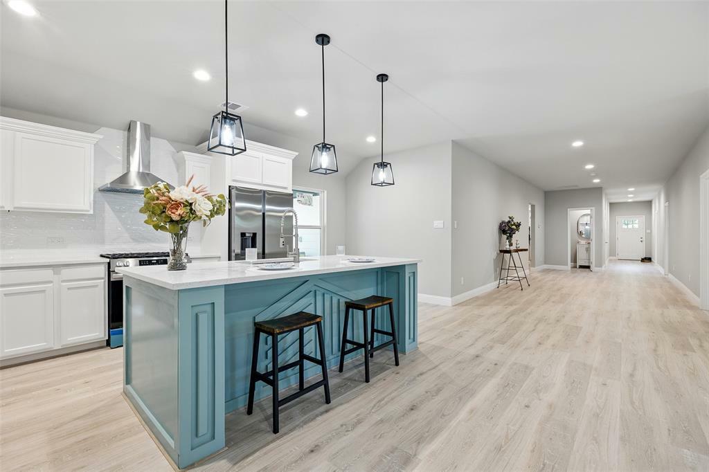 2833 W Biddison Street  Fort Worth TX 76109 photo