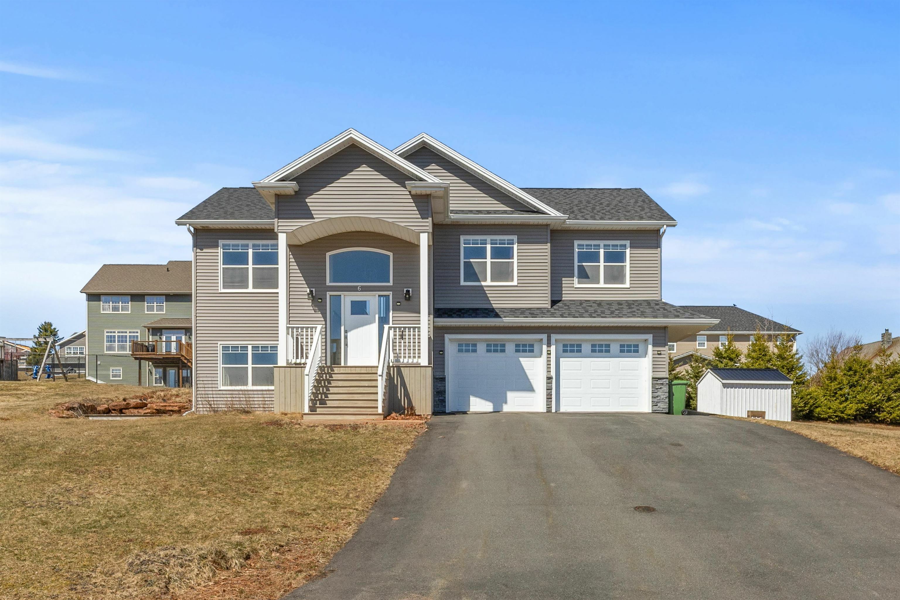 6 Lily Court  Stratford PE C1B 0H6 photo