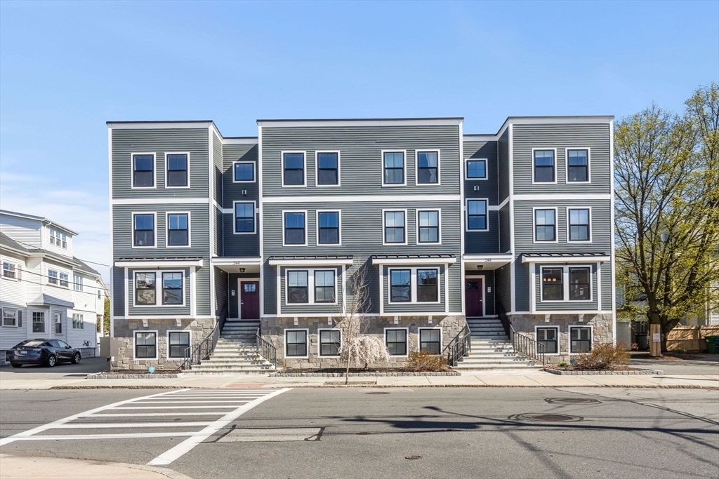 Property Photo:  244 Central Ave 4  MA 02155 
