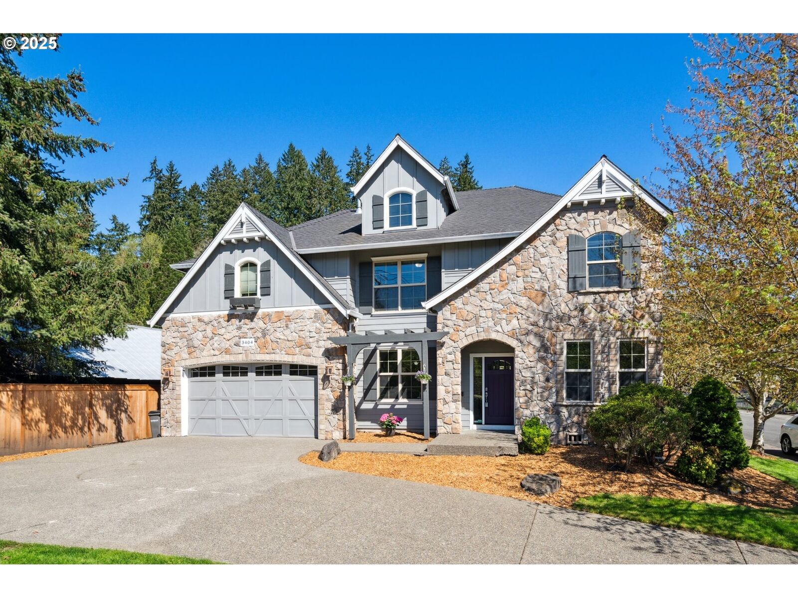 Property Photo:  3404 NE 128th St  WA 98686