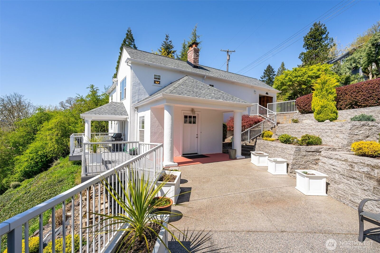 Property Photo: 161 NE Highland Place WA 98532