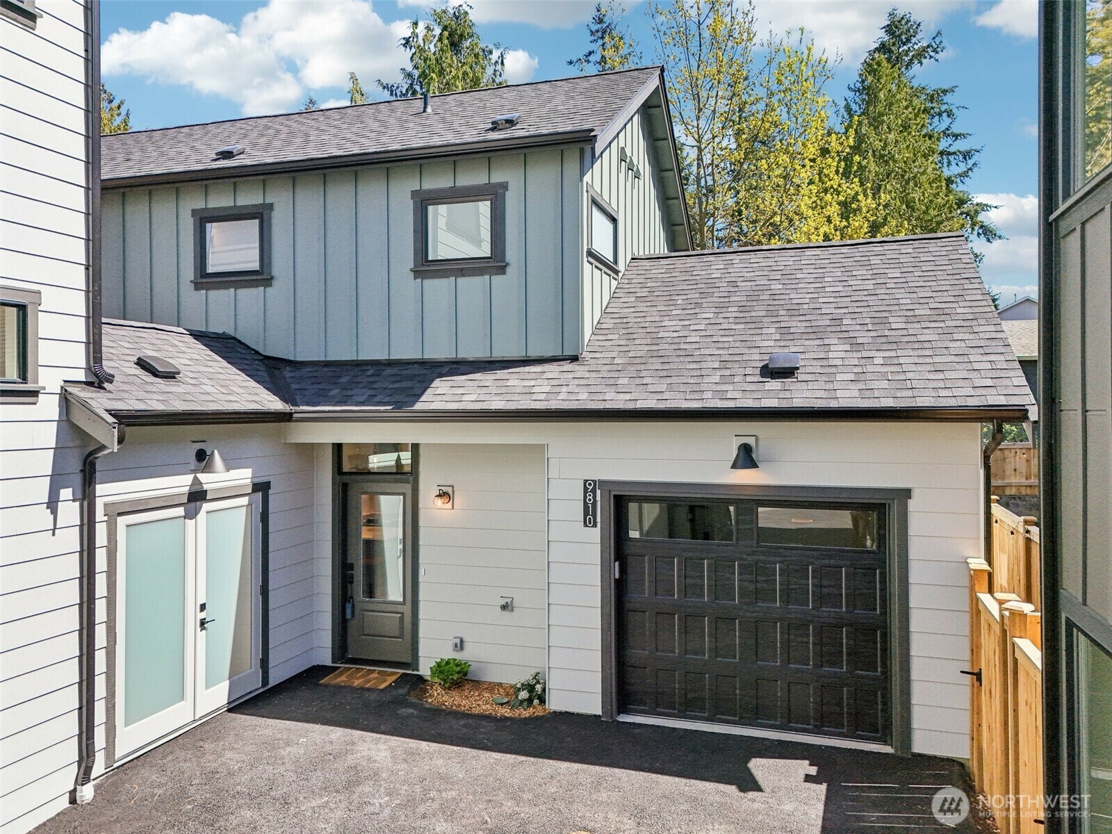 Property Photo: 9810 8th Avenue NE WA 98115