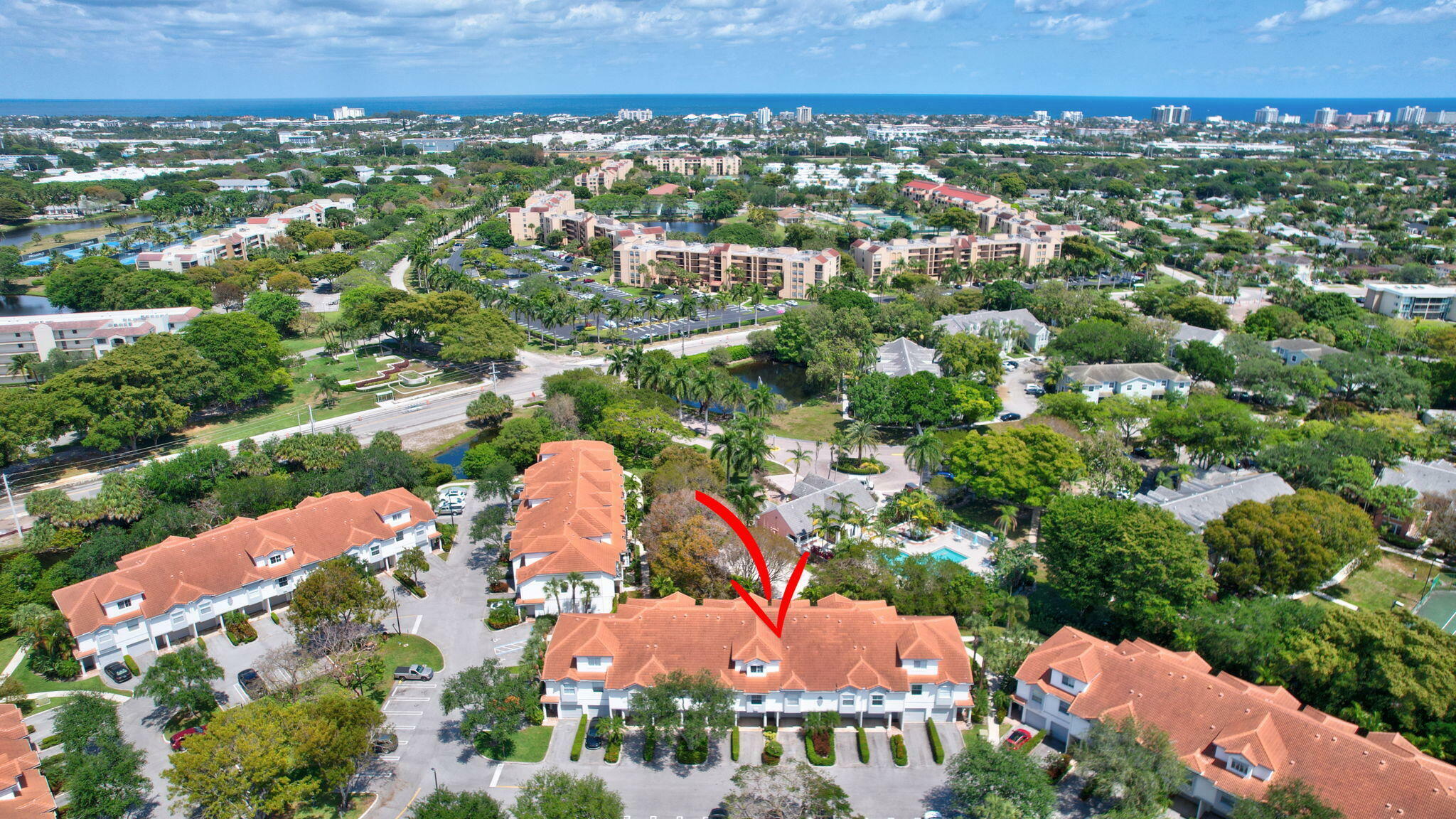 Property Photo:  2022 Alta Meadows Lane 605  FL 33444 