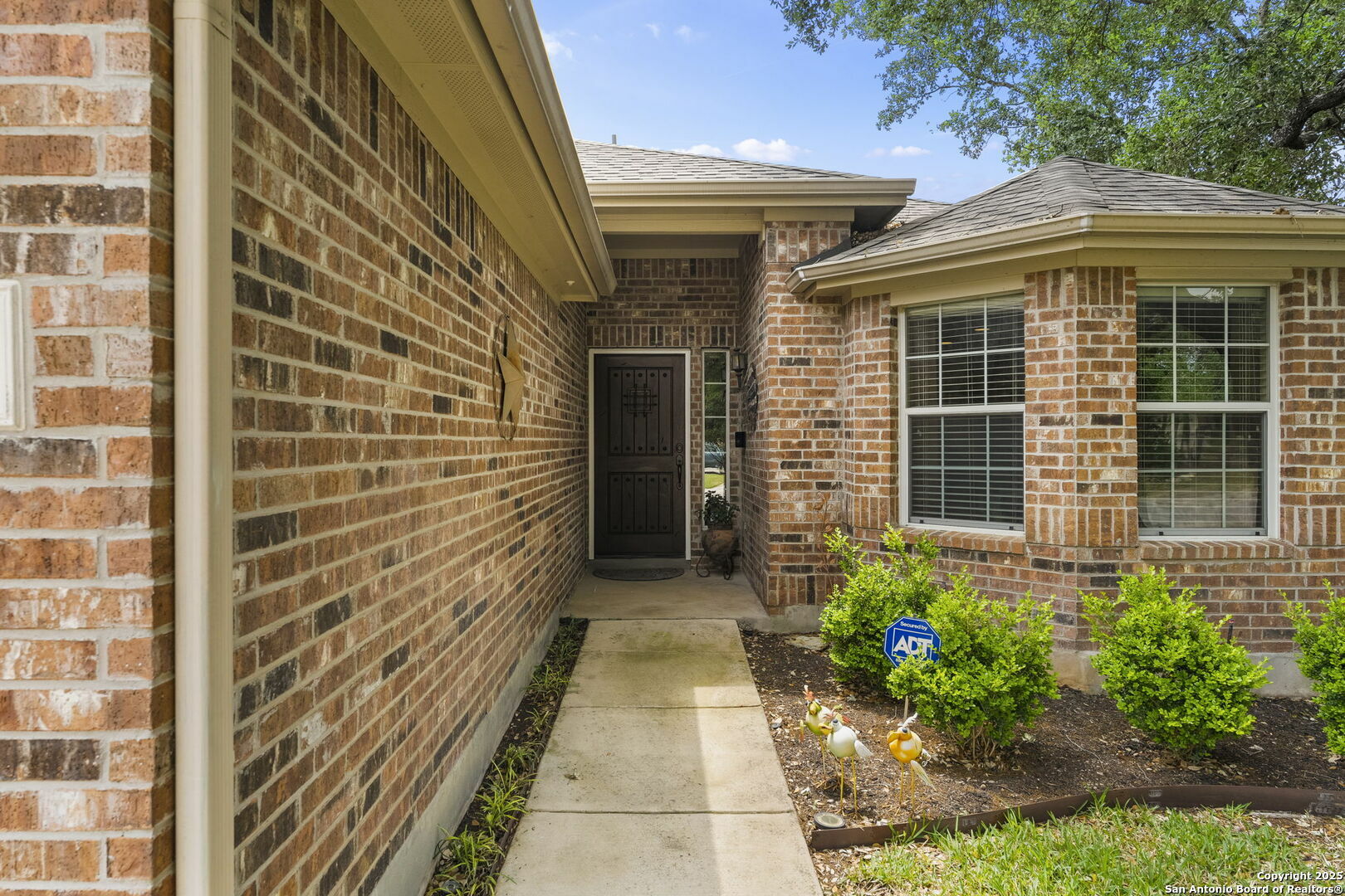 Property Photo: 1218 Mineral Hills TX 78260