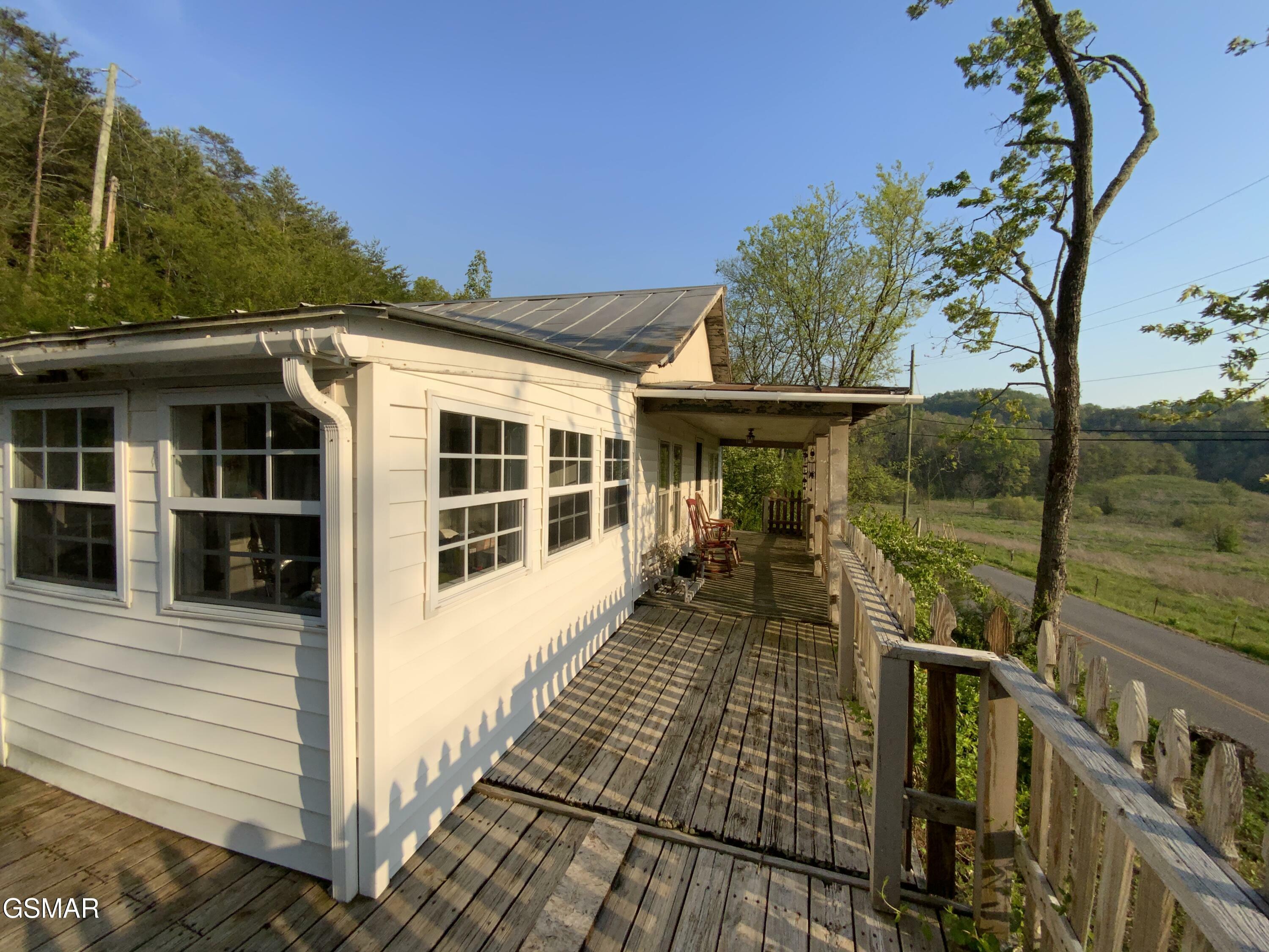 Property Photo: 2519 Maples Branch Rd. TN 37876