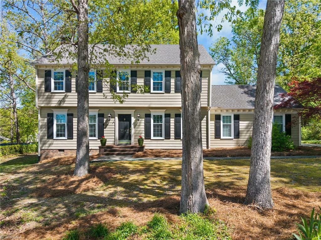 Property Photo: 4105 Waldenbrook Road NC 27407