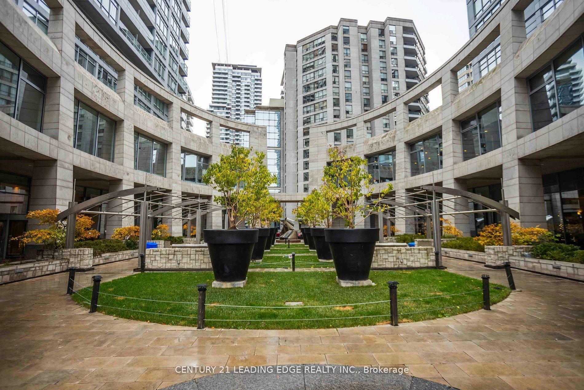 Property Photo: 2191 Yonge Street L5 ON M4S 3H8