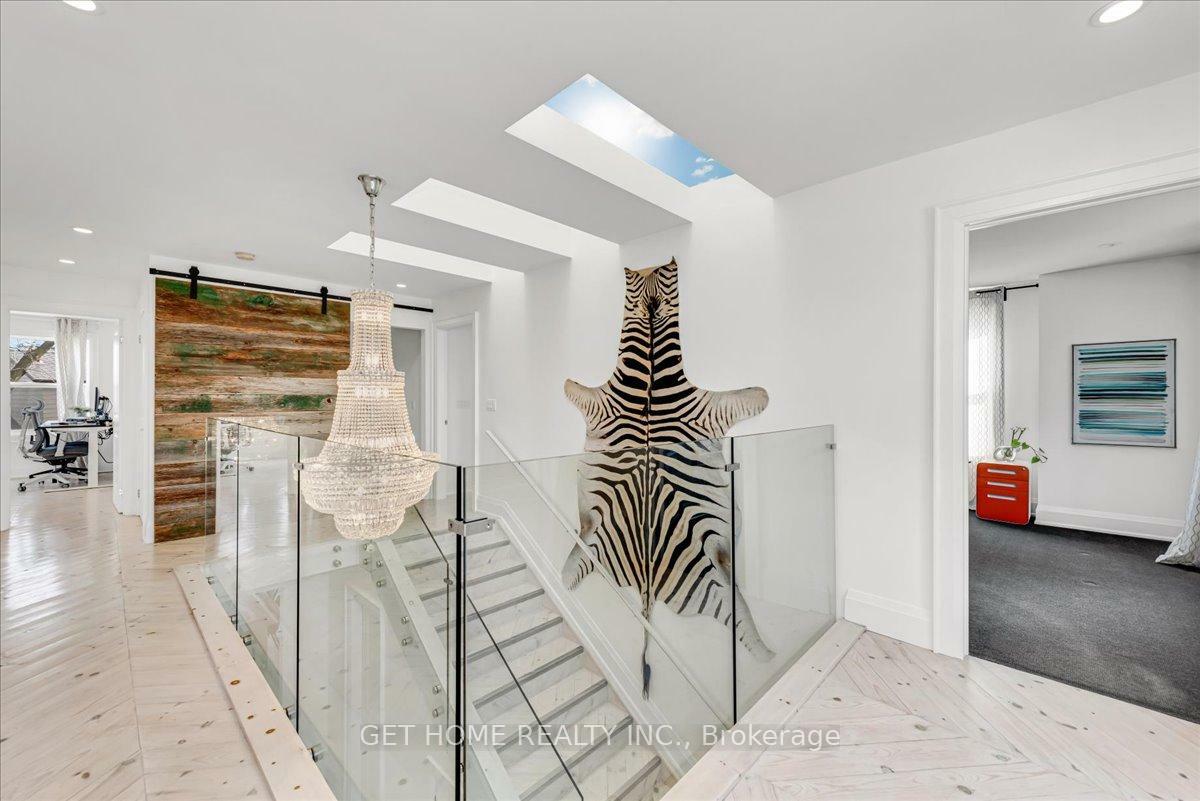 Property Photo: 564 Brock Court ON L9T 3B2
