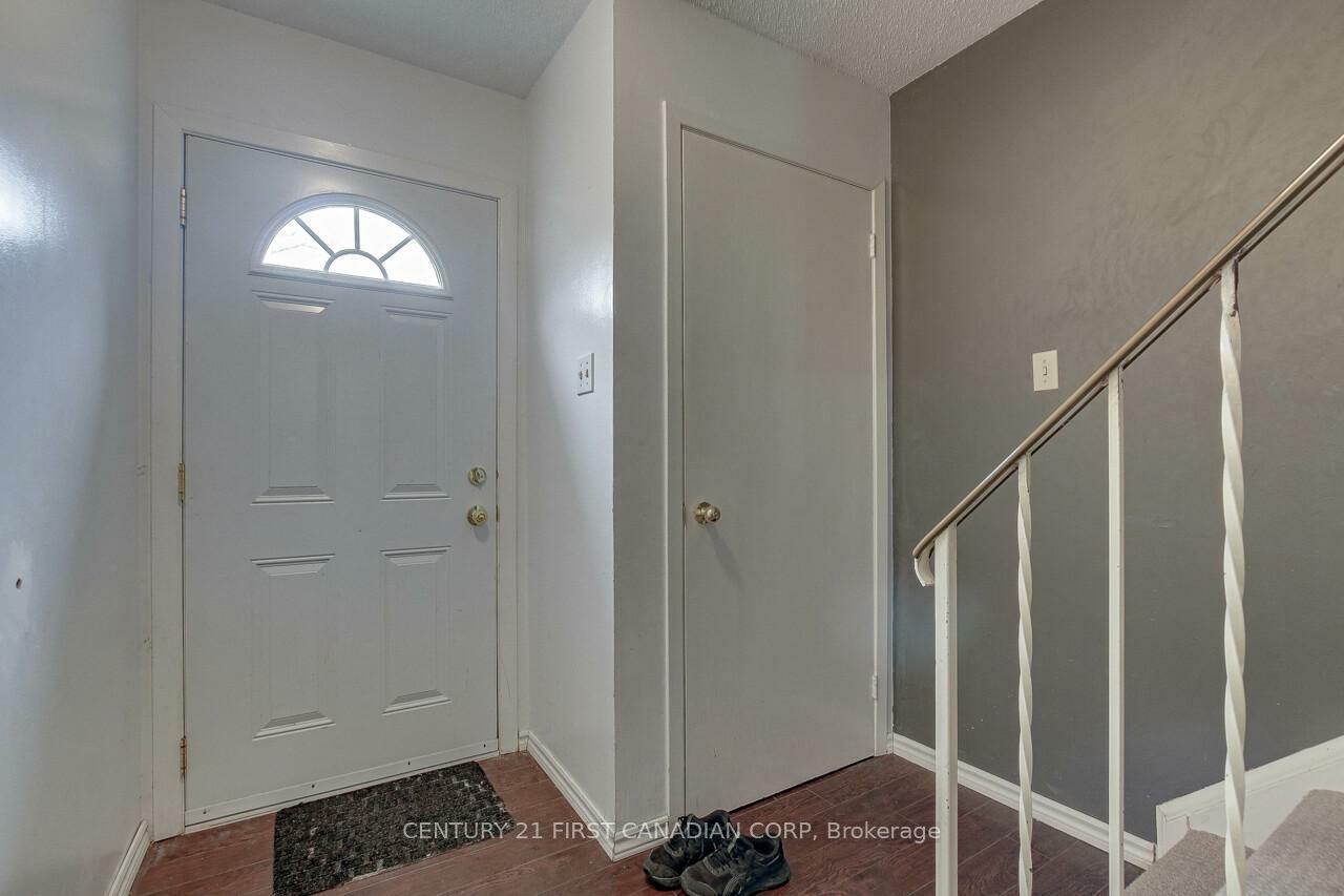 Property Photo:  1775 Culver Drive 158  ON N5V 3H6 