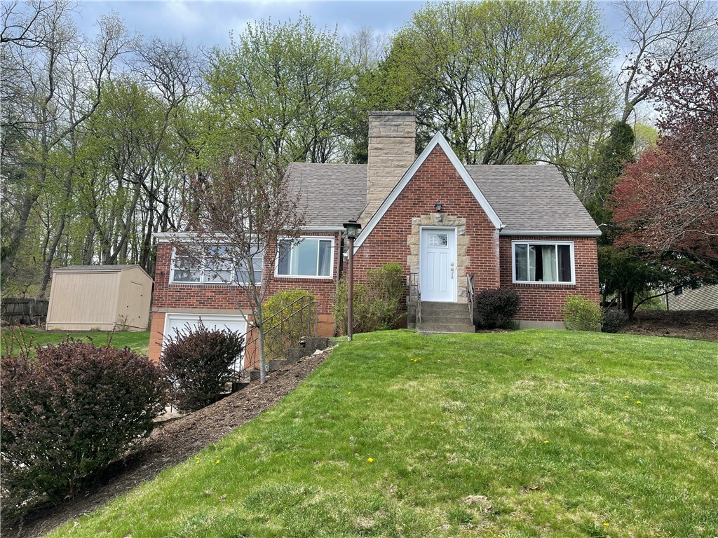 Property Photo: 1815 Sample Rd PA 15101