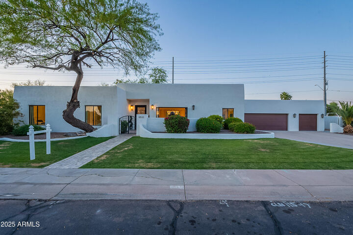Property Photo: 10532 N 79th Street AZ 85258