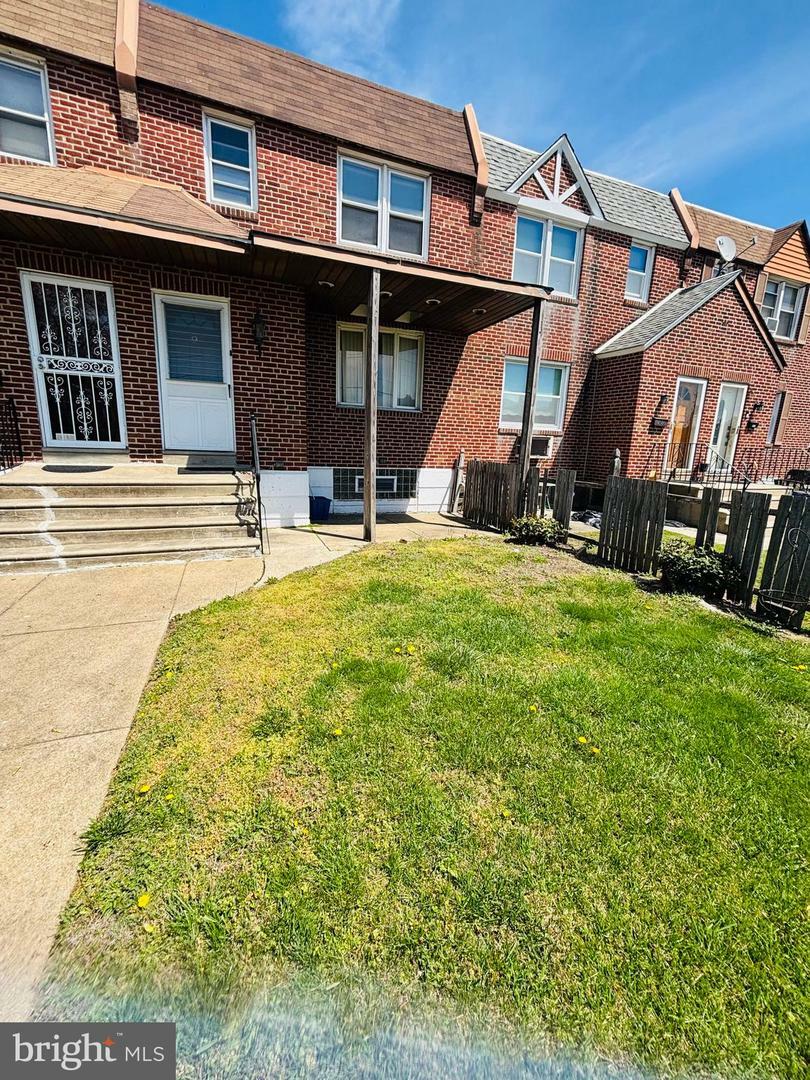 Property Photo: 2633 Levick Street PA 19149