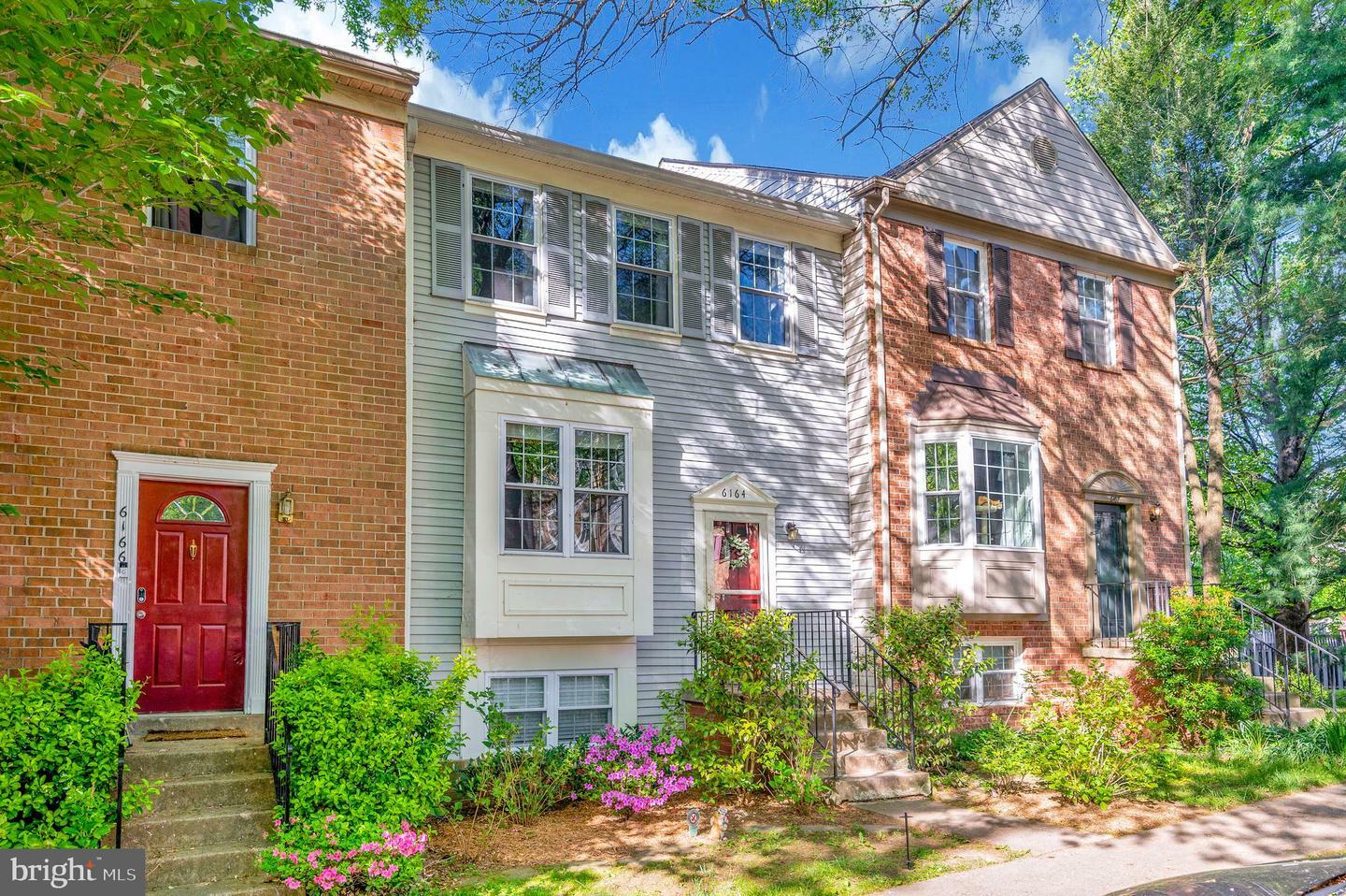 Property Photo: 6164 Forest Creek Court VA 22152