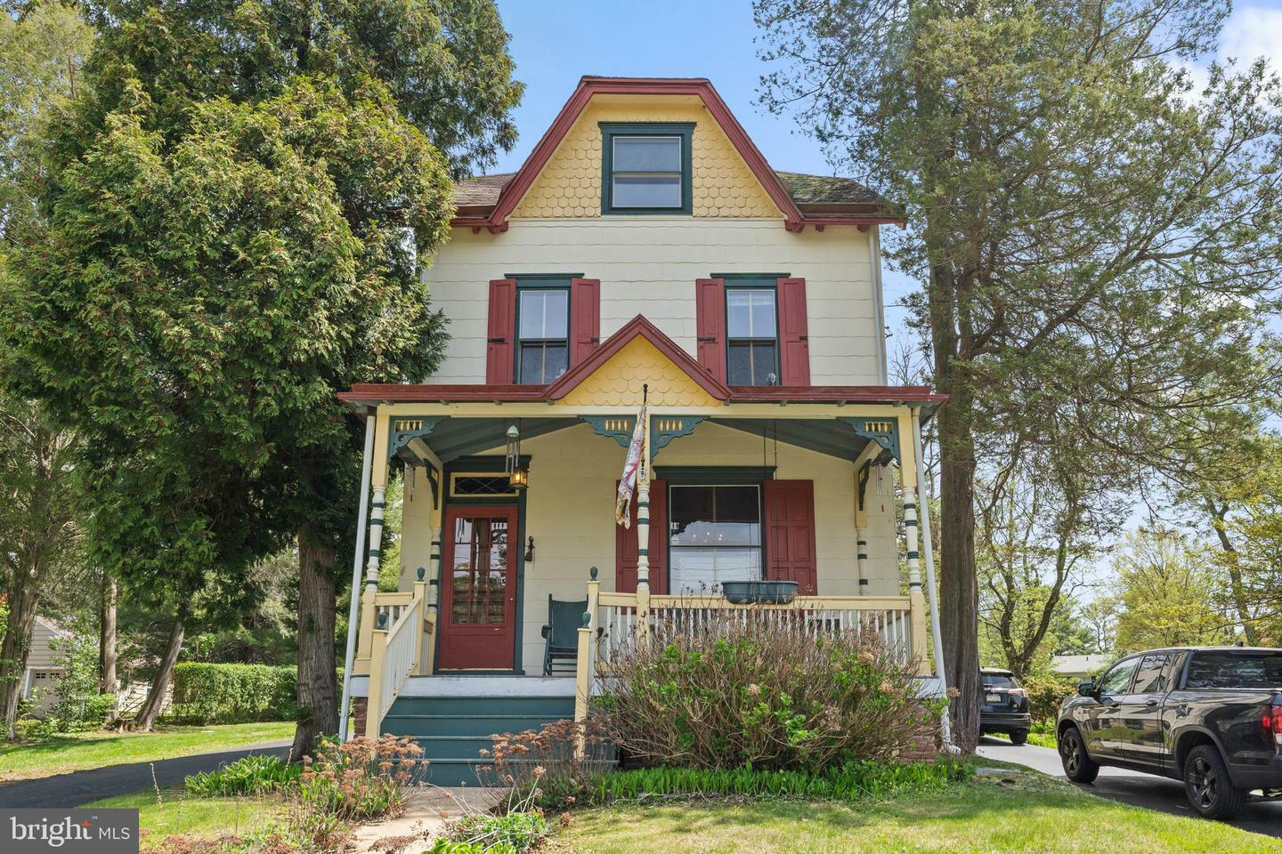 Property Photo: 40 Barren Road PA 19063