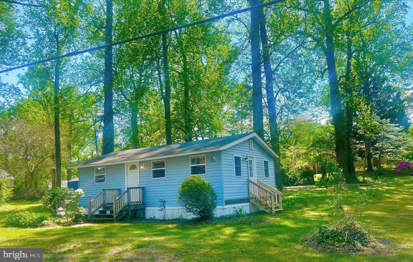 Property Photo: 5425 Chesapeake Avenue MD 20685