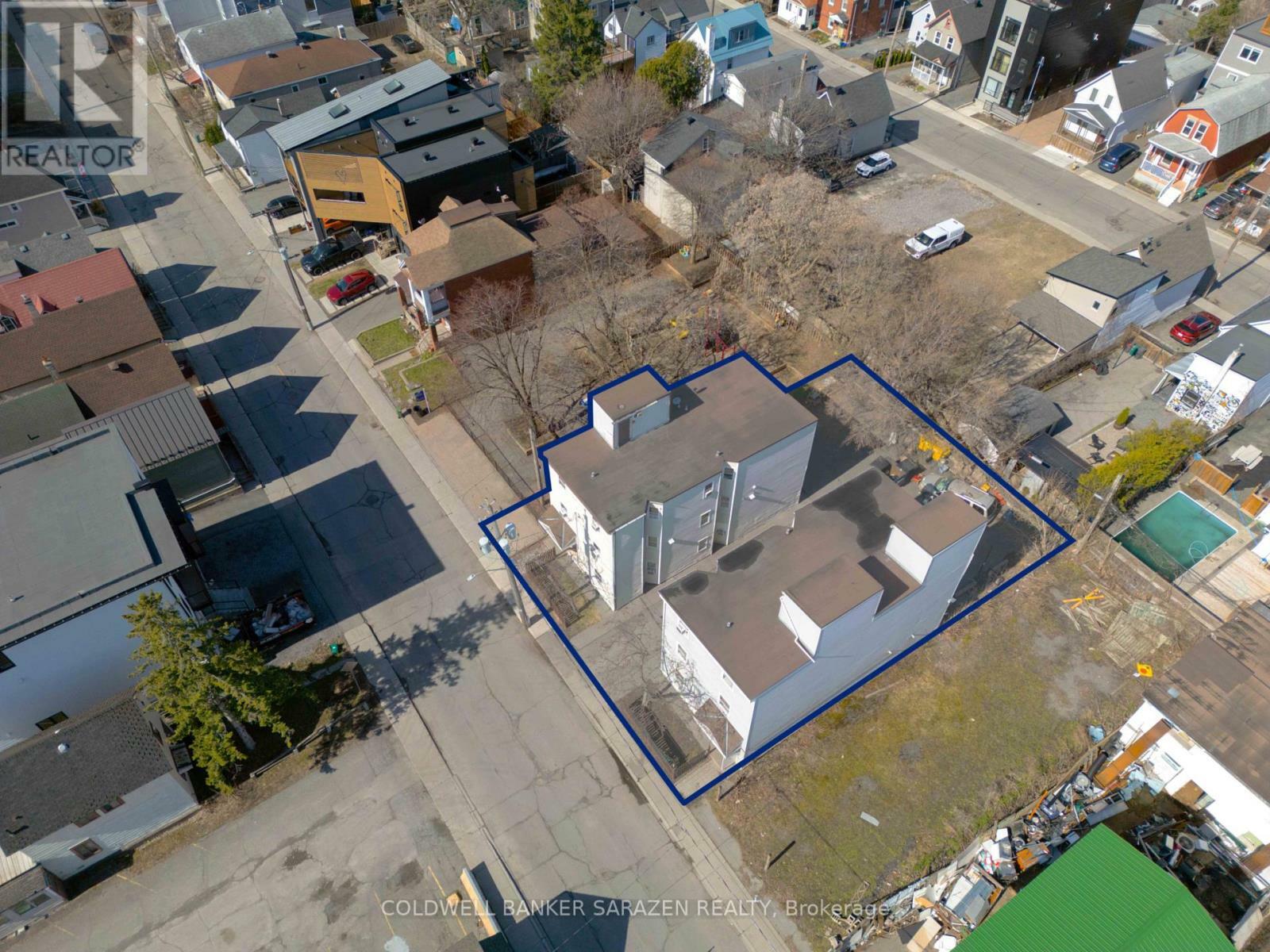 Photo de la propriété: 61 Armstrong Street ON K1Y 2V6