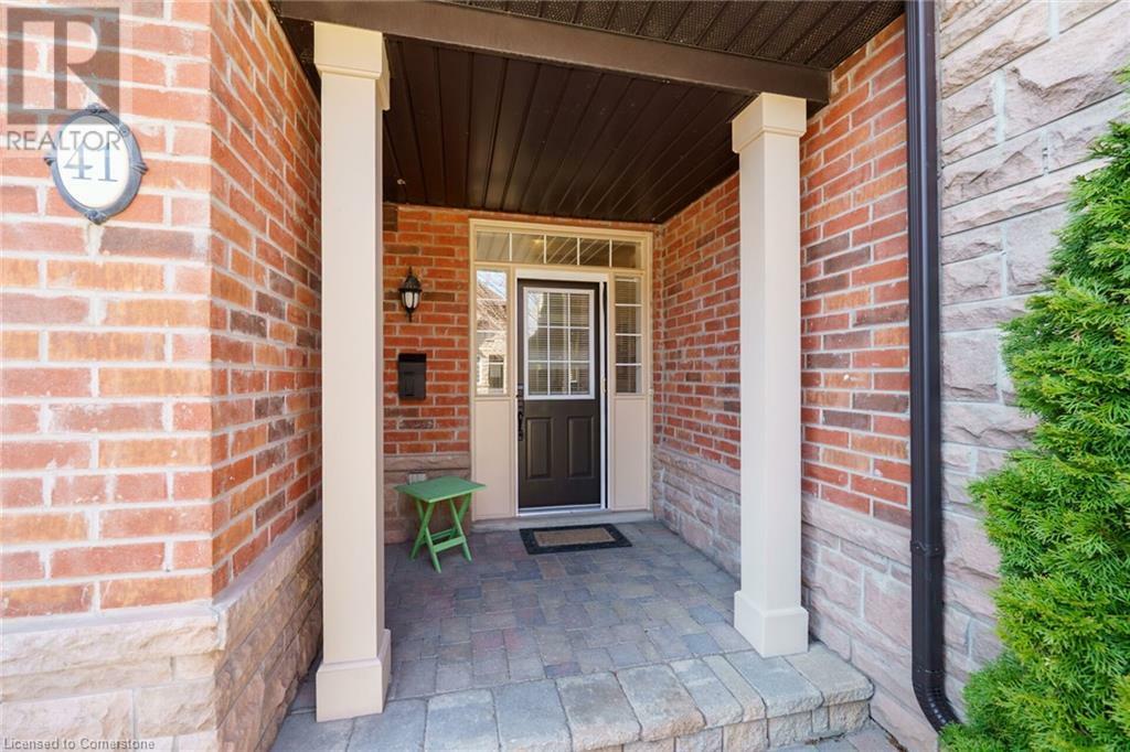 Property Photo:  300 Ravineview Way 41  ON L6H 7J2 