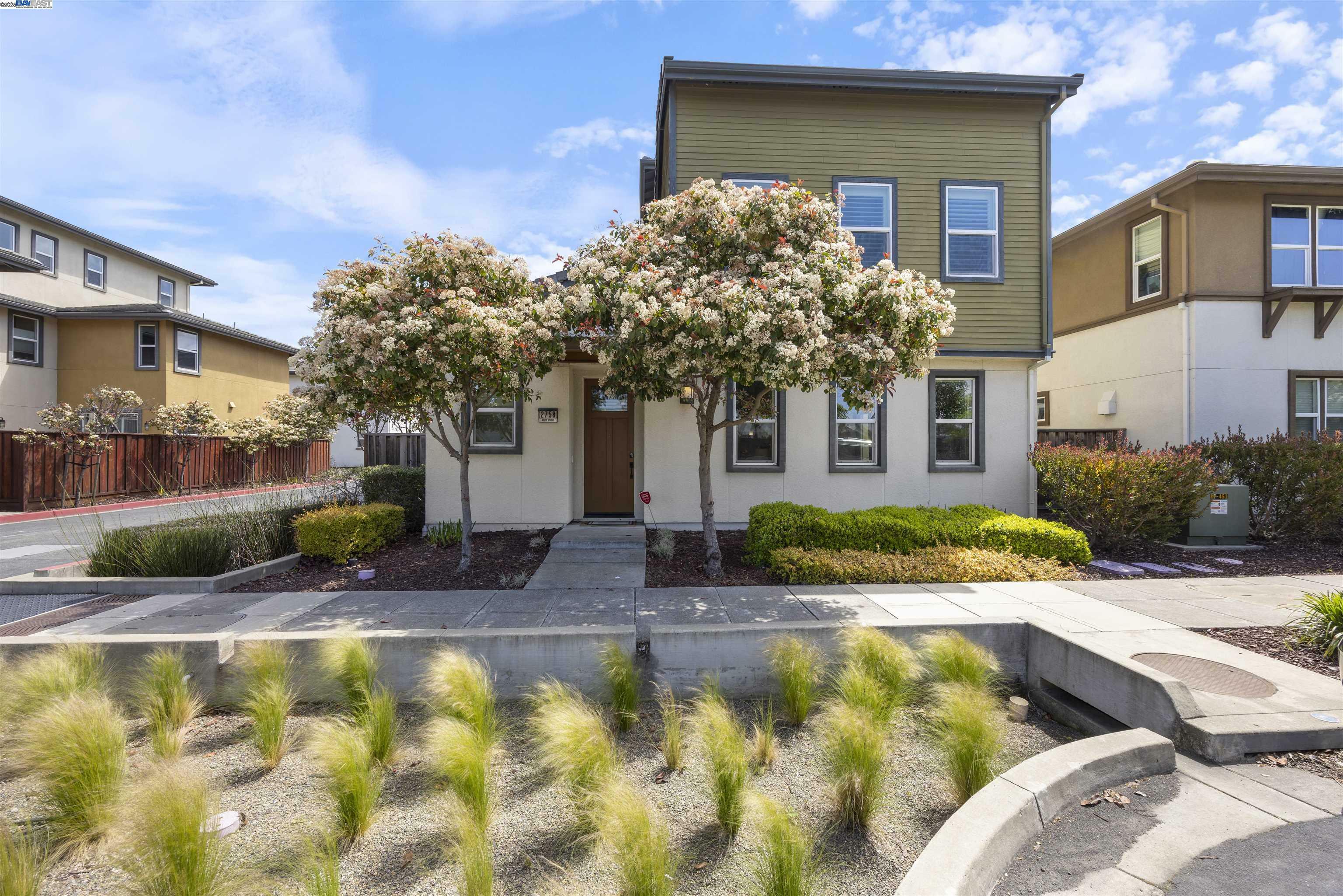 2758 Bette St  Alameda CA 94501 photo
