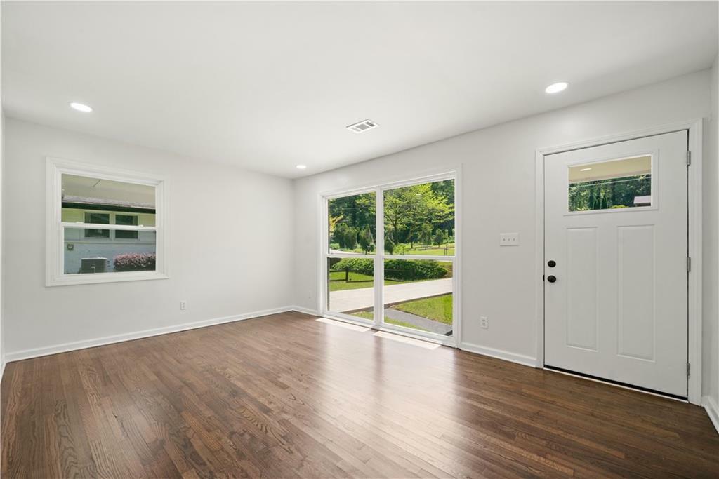 Property Photo: 2340 Cresta Drive GA 30032