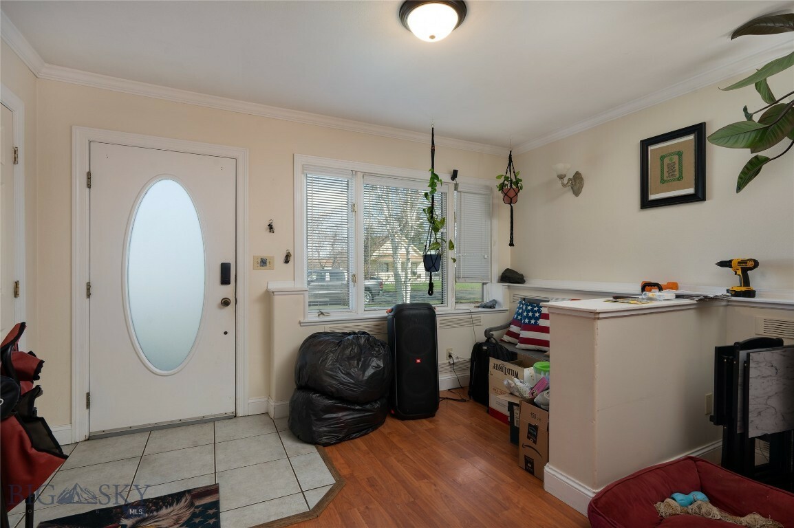 Property Photo: 207 W 3rd Avenue MT 59011